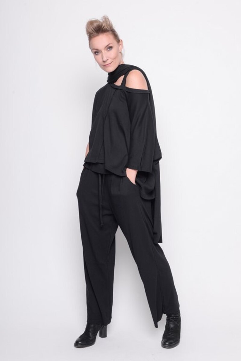 
                  
                    B33.211.06.08 rib 100% cotton PLAIN BLACK
                  
                
