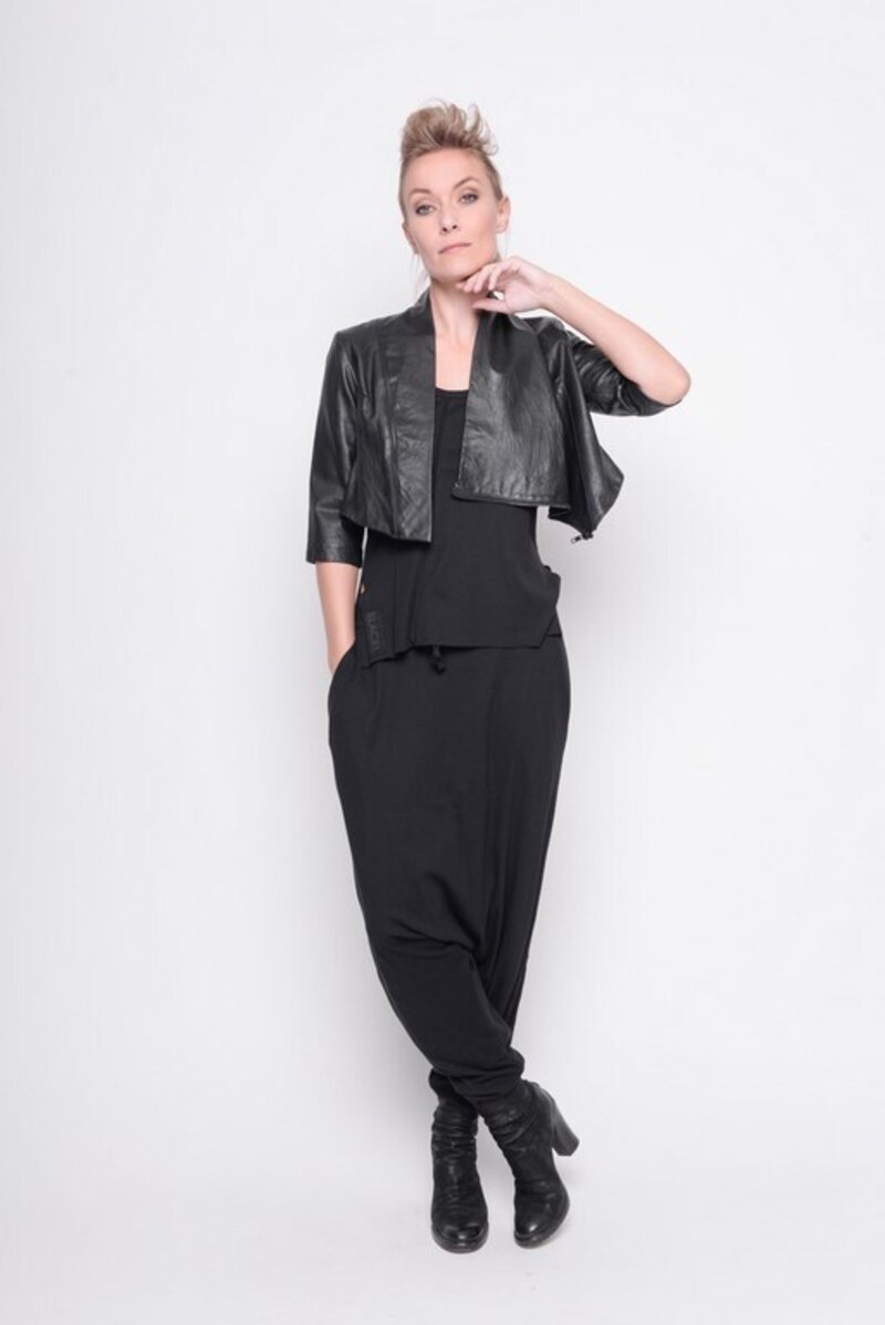 
                  
                    B33.211.06.08 rib 100% cotton PLAIN BLACK
                  
                