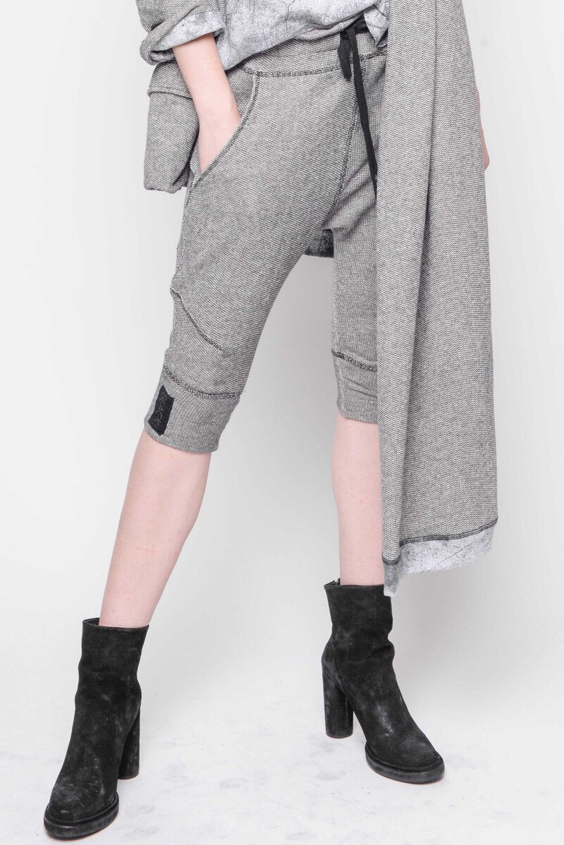 
                  
                    221.03.03 baquette 100% co 103 Black with Grey
                  
                