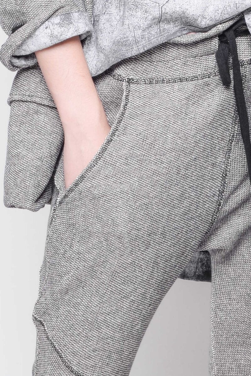 
                  
                    221.03.03 baquette 100% co 103 Black with Grey
                  
                