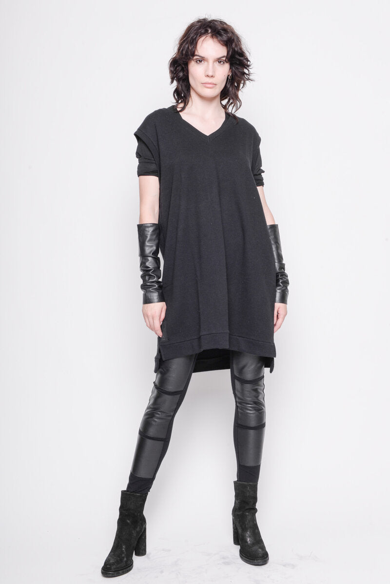 
                  
                    221.03.10 baquette 100% co 100 BLACK
                  
                