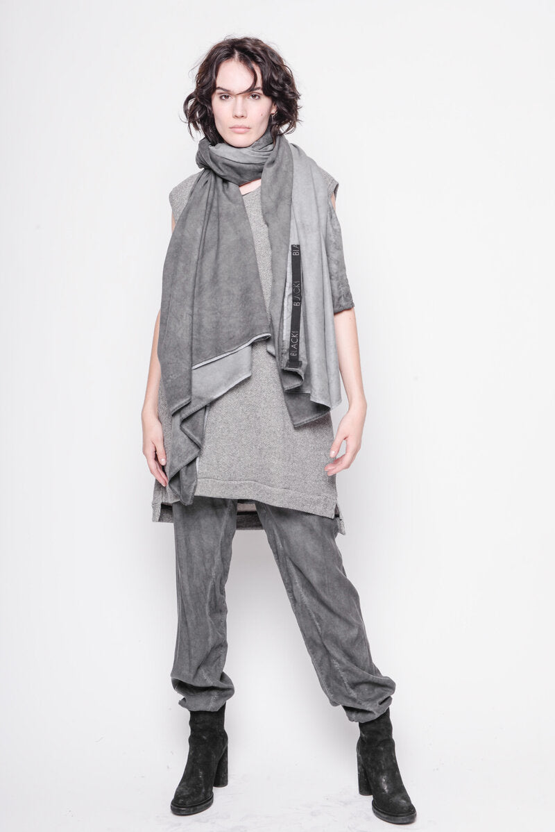 
                  
                    221.03.10 baquette 100% co 103 Black with Grey
                  
                