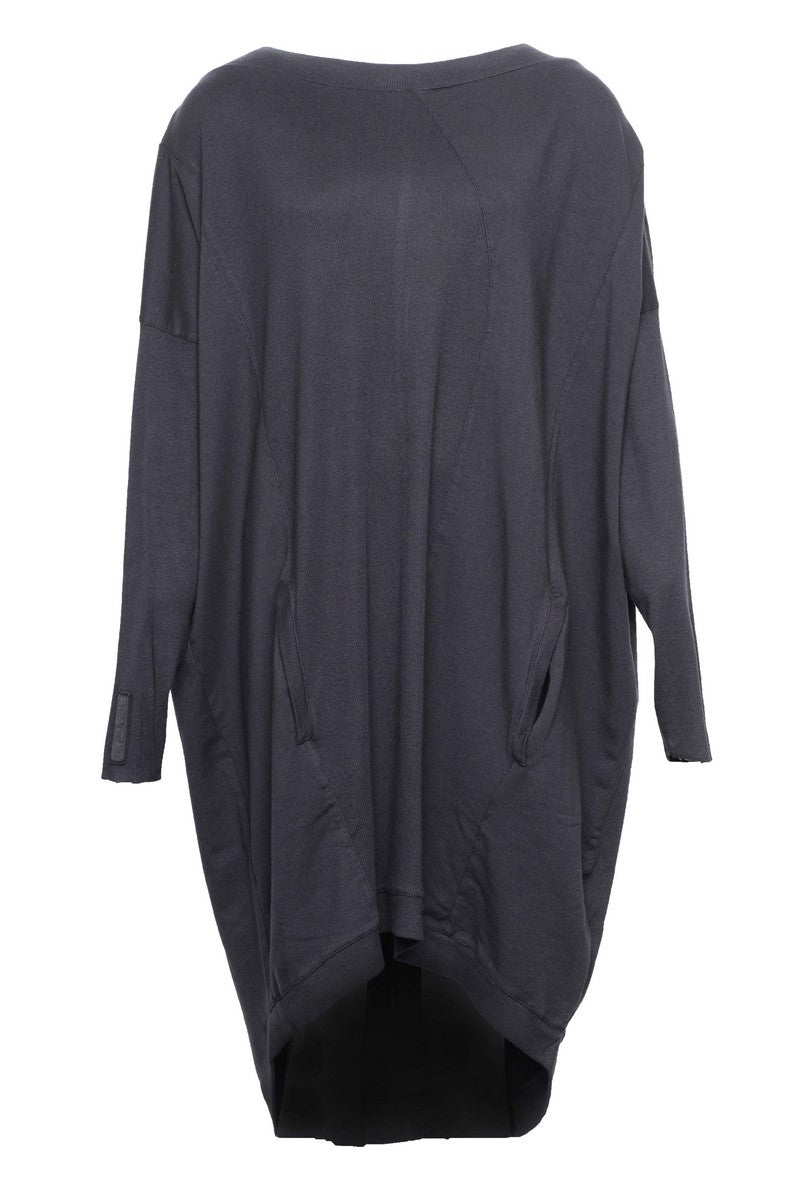 
                  
                    232.01.01 TUNIC RE-FASHIONED 47%CO 47%MODAL 6%EA 100 BLACK
                  
                