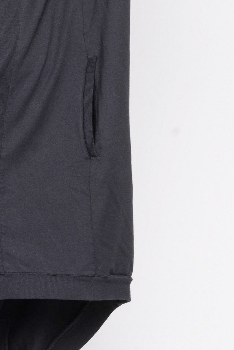
                  
                    232.01.01 TUNIC RE-FASHIONED 47%CO 47%MODAL 6%EA 100 BLACK
                  
                
