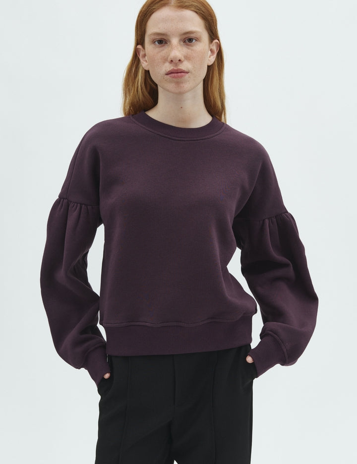 
                  
                    3094132 MBYM TOP HOLIDAY VALLOTTON-M V69 DEEP PURPLE
                  
                