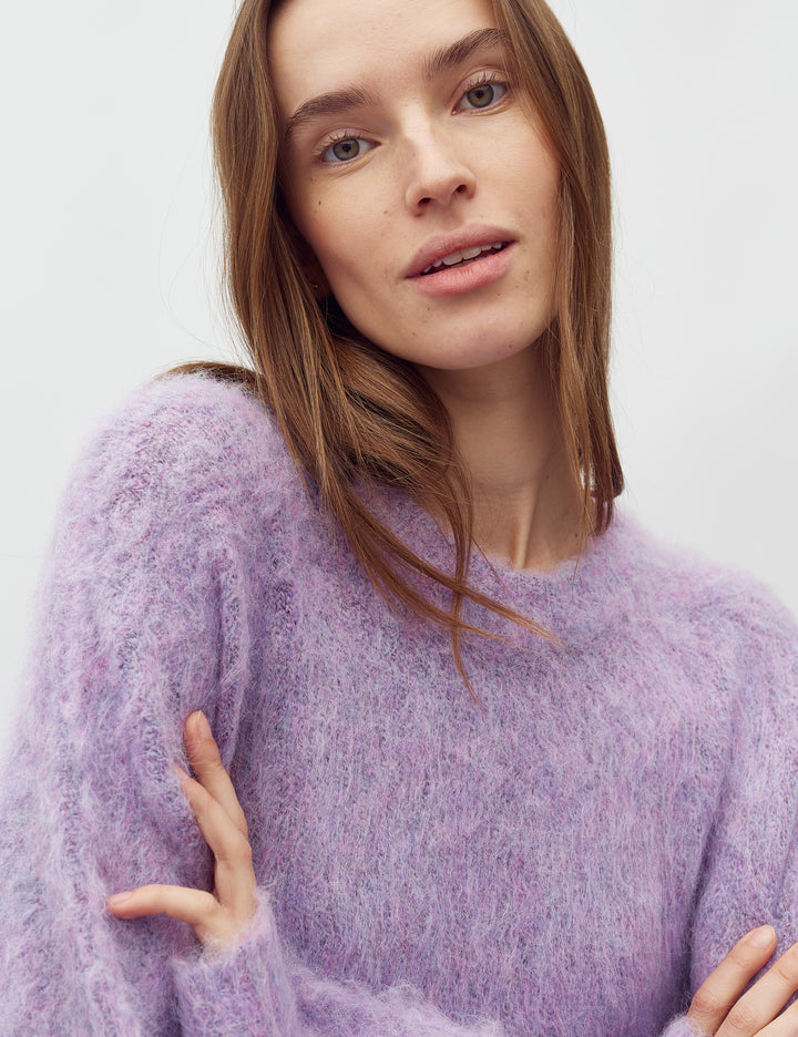 
                  
                    66710009 MBYM SWEATER BRUSH GILLIS T91 GENTLE VIOLET MELANGE
                  
                
