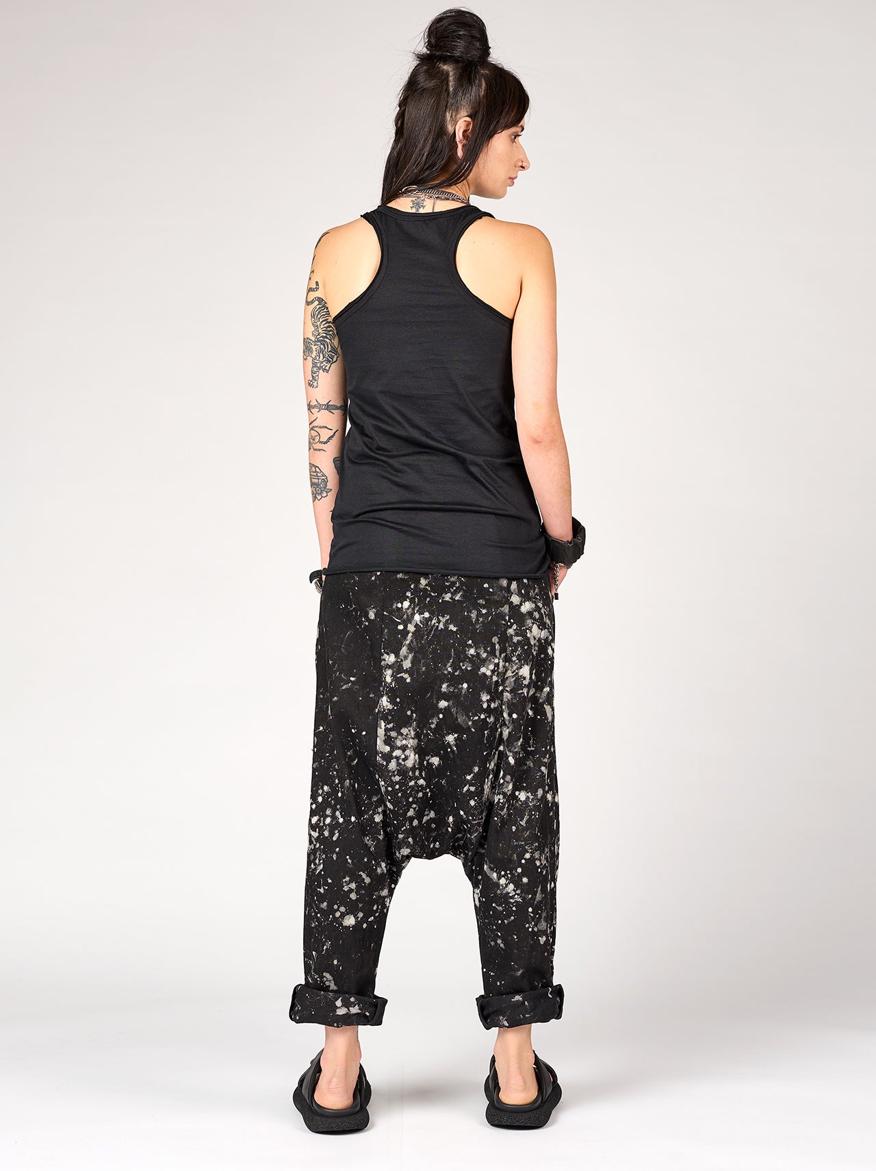 
                  
                    STUDIO B3 PANTS AMRO NB 2147 BLACK MILK SPLASHED
                  
                