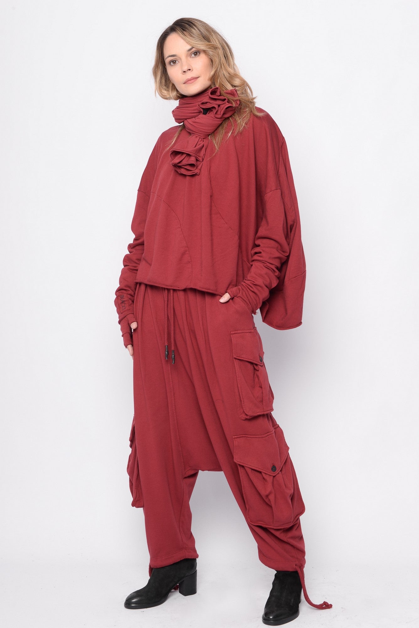 
                  
                    242.01.06 100%CO 1652 RUST
                  
                