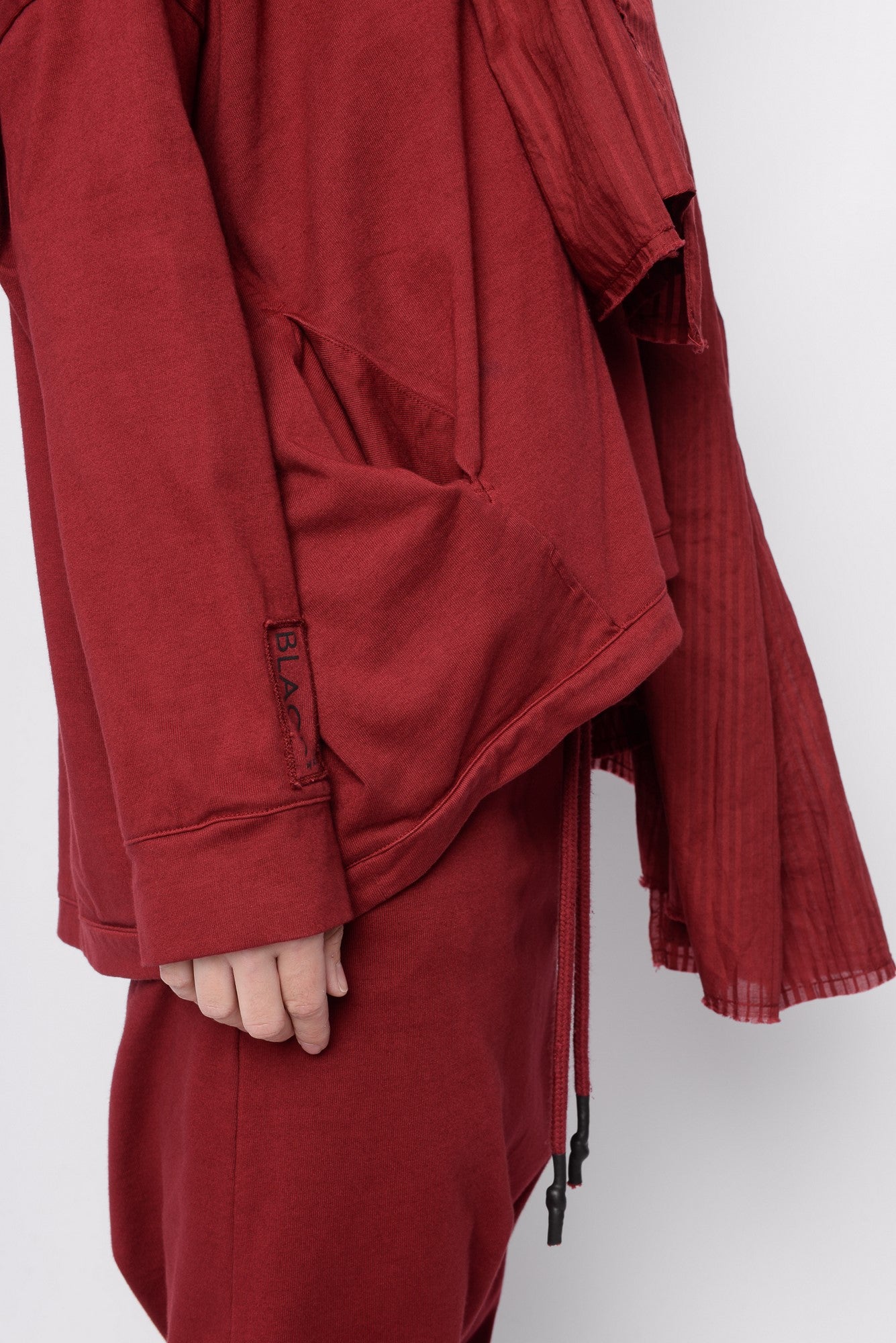 
                  
                    242.02.04 100%CO 1652 RUST
                  
                