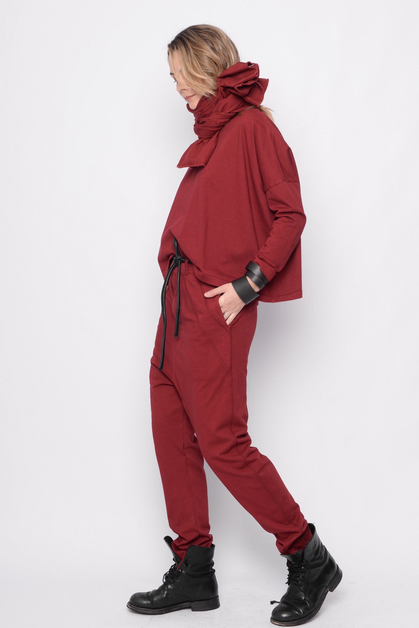 
                  
                    242.02.02 100%CO 1652 RUST
                  
                