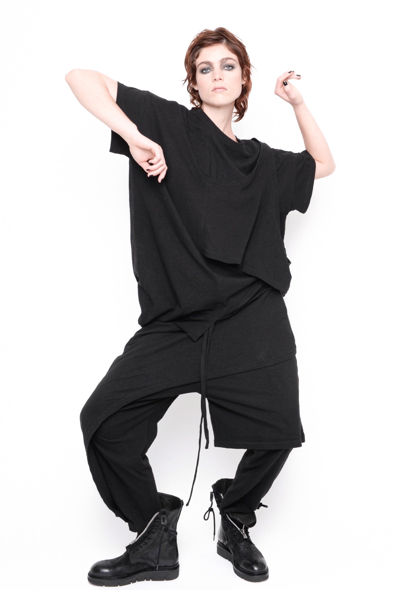 
                  
                    ID.04.01.02 70% CO 30% LI 100 BLACK
                  
                