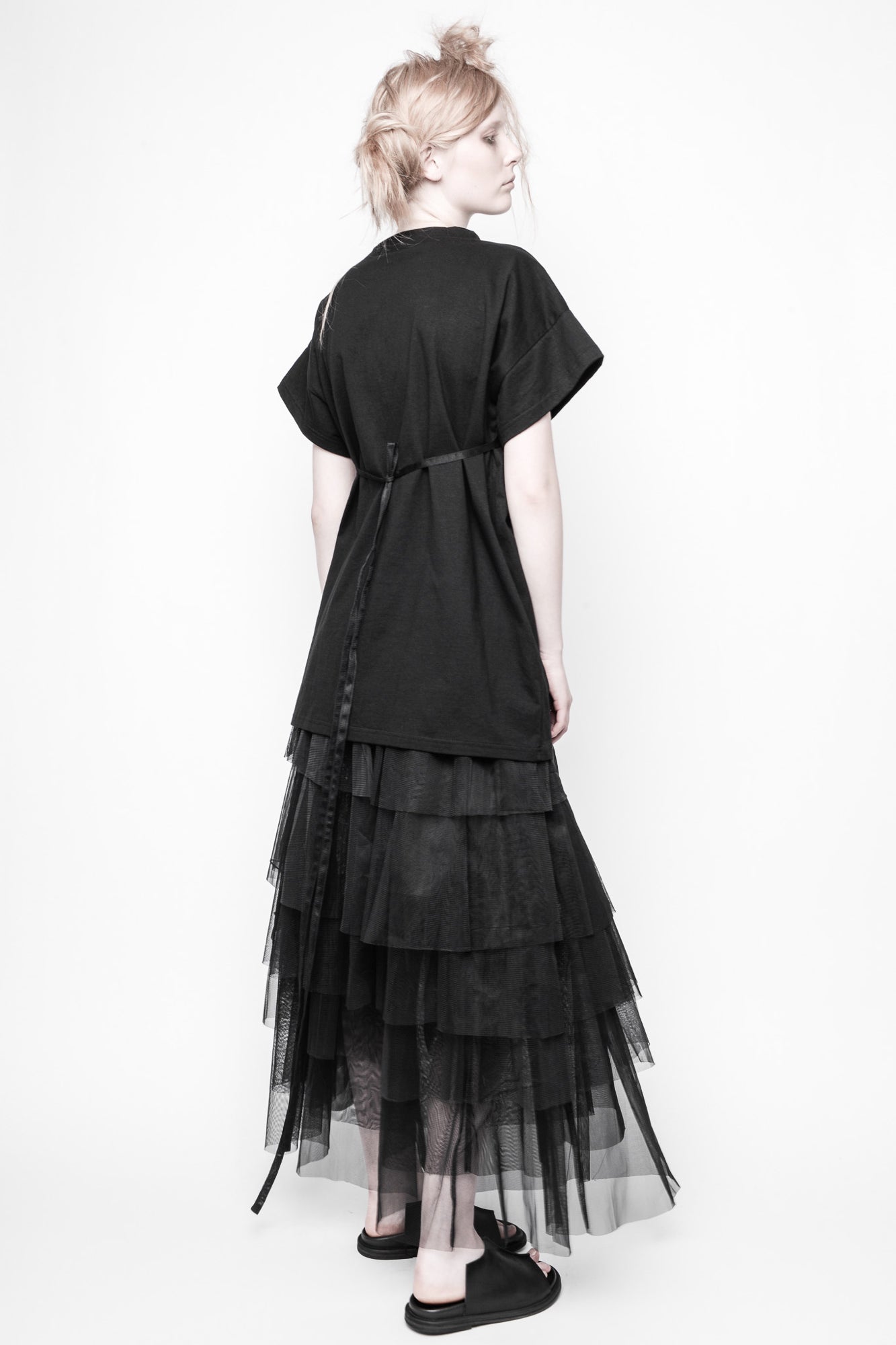 
                  
                    ID.05.05.04 100% CO / 100% PL 100 BLACK
                  
                