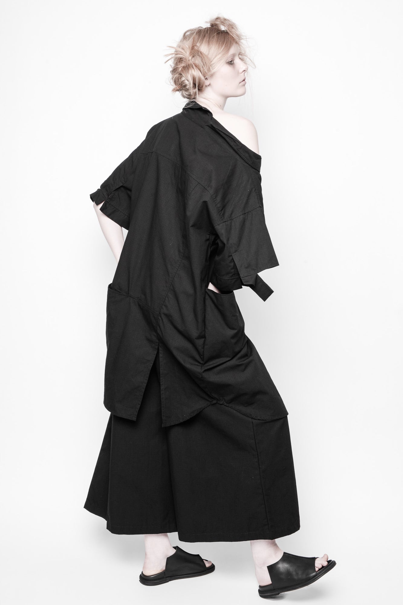 
                  
                    ID.05.01.01 100% CO 100 BLACK
                  
                