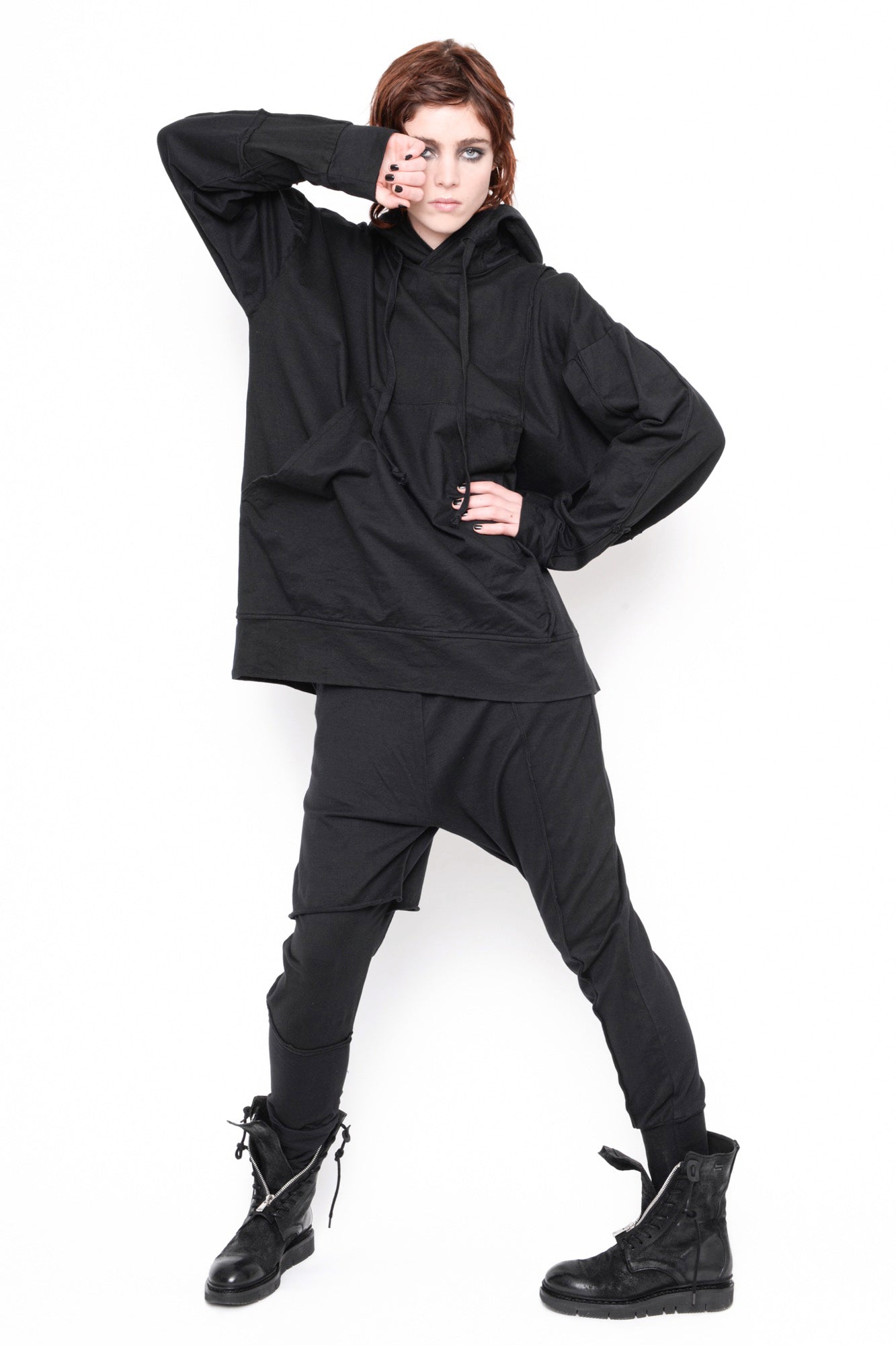 
                  
                    ID.04.03.01 100% WO 100 BLACK
                  
                