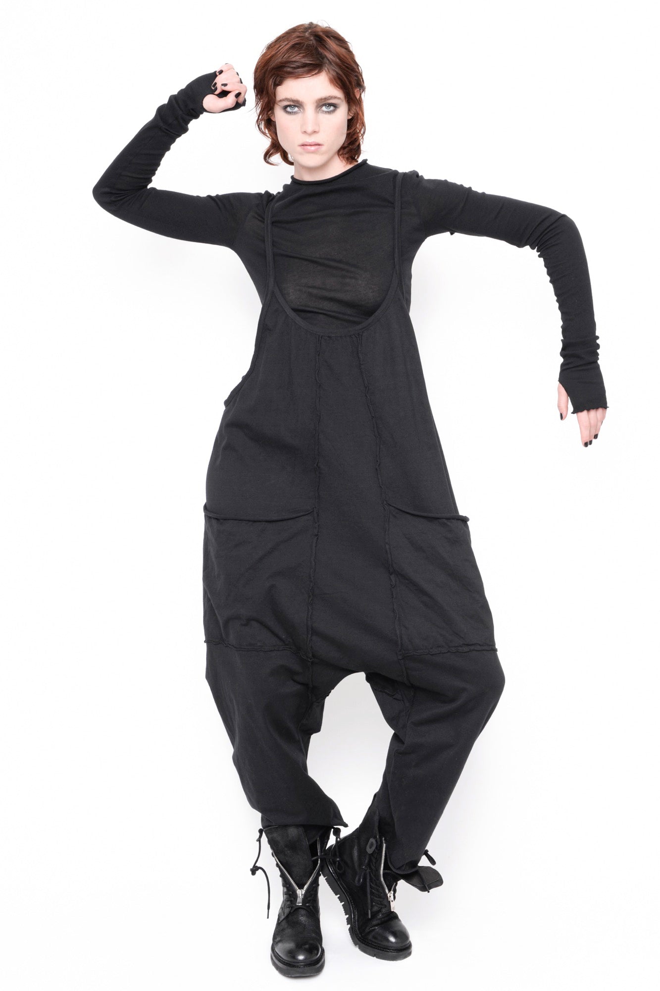 
                  
                    ID.04.03.02 100% WO 100 BLACK
                  
                