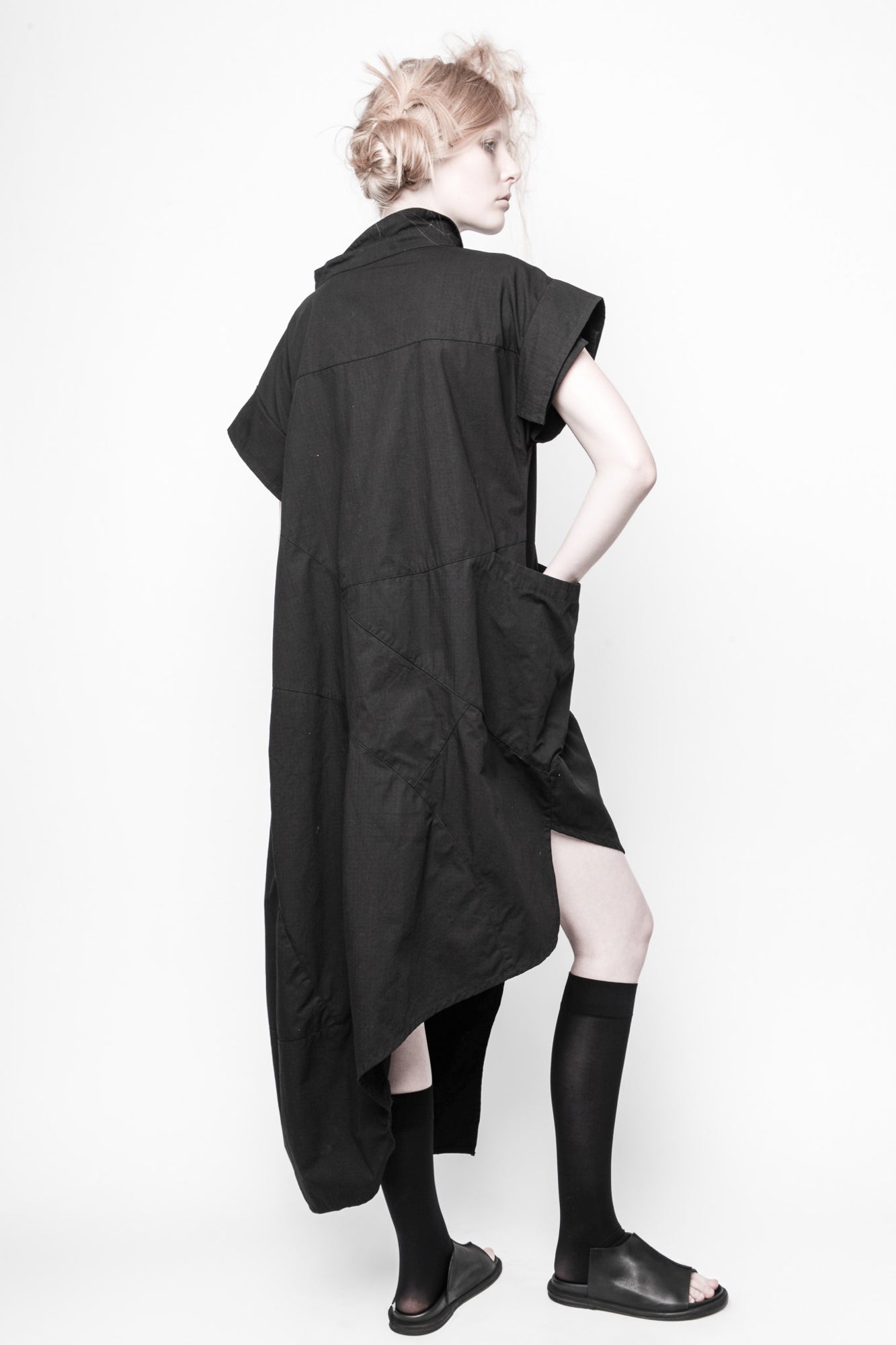 
                  
                    ID.05.01.04 100% CO 100 BLACK
                  
                
