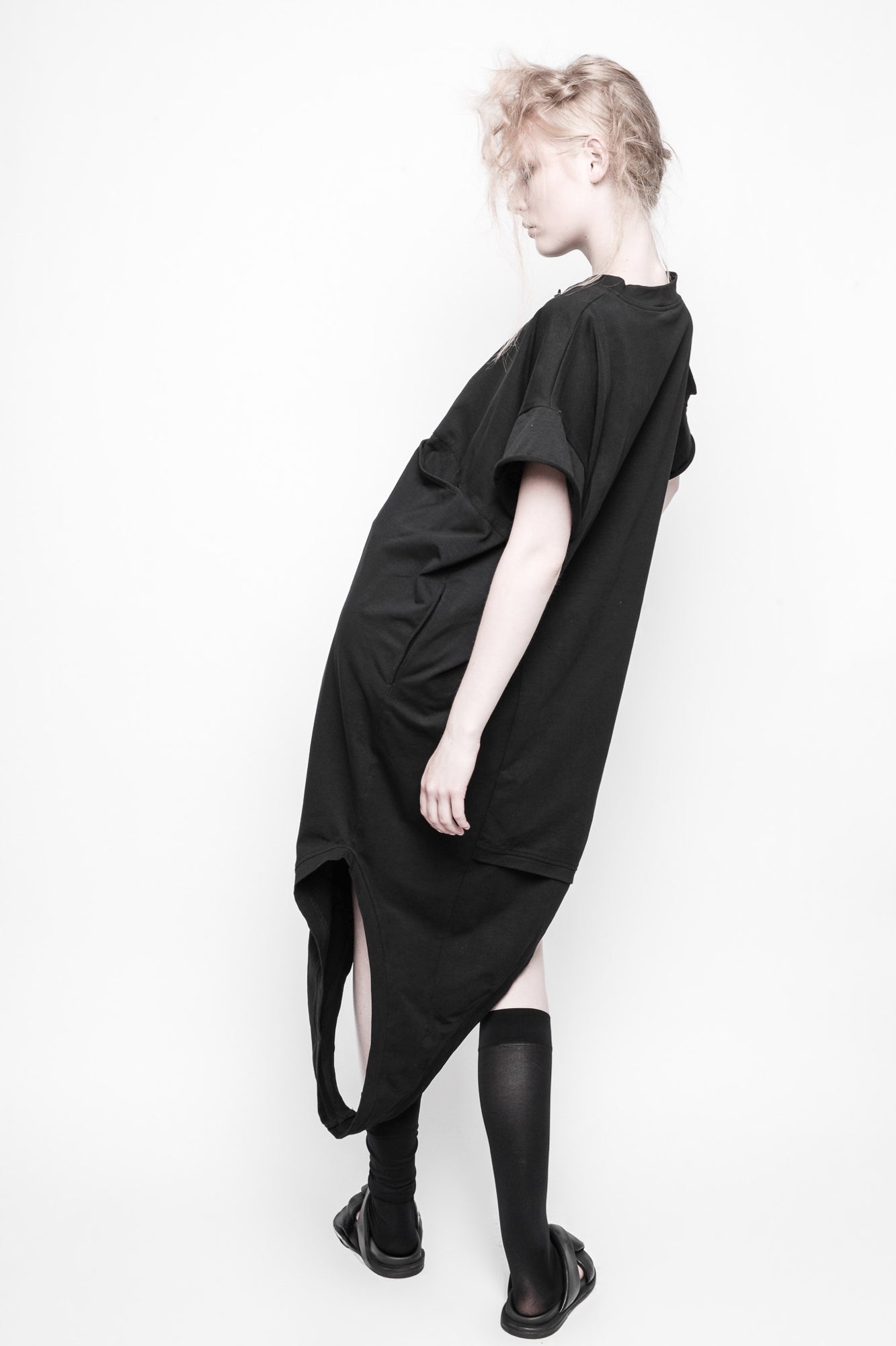 
                  
                    ID.05.03.04 95% CO 5% EA 100 BLACK
                  
                