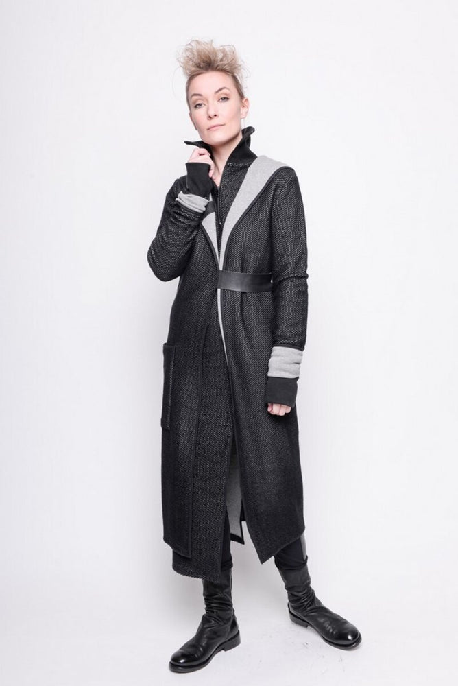 
                  
                    202.02.06 CARDIGAN COMPLEX 100% COTTON BLACK AND GREY
                  
                