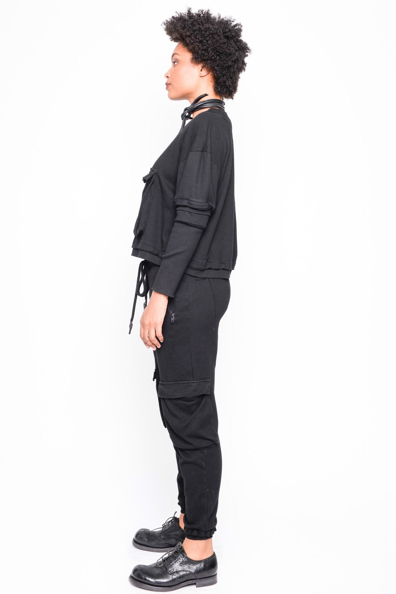 
                  
                    262.01.05 RV100 BLACK
                  
                