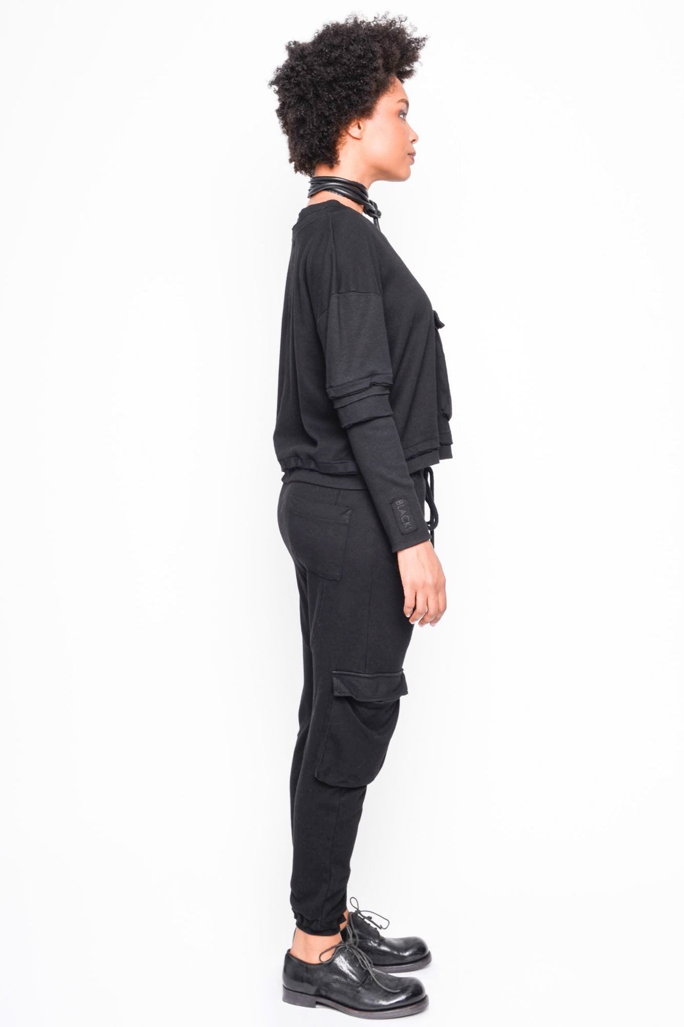 
                  
                    262.01.05 RV100 BLACK
                  
                
