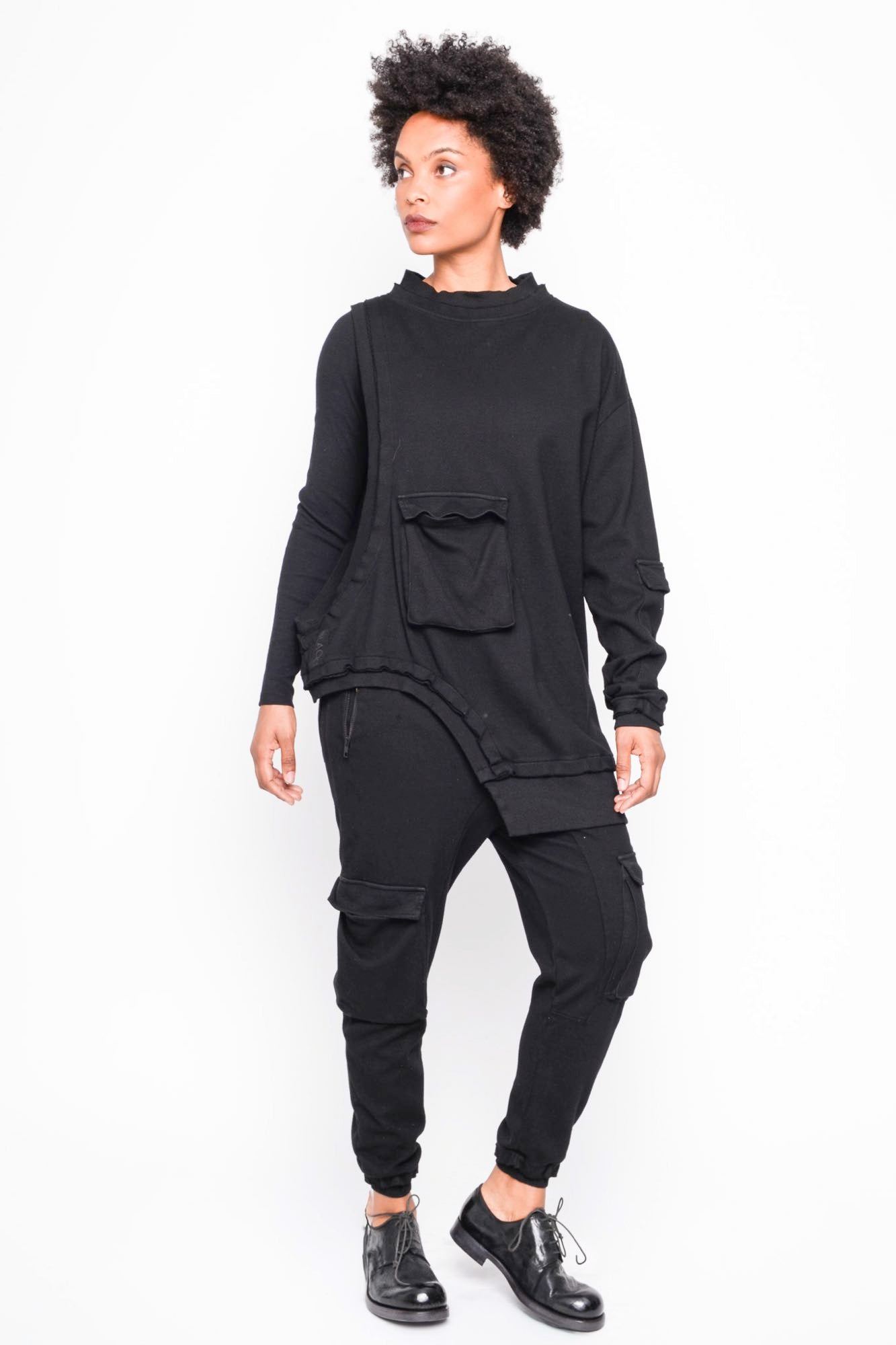 
                  
                    262.01.06 RV100 BLACK
                  
                