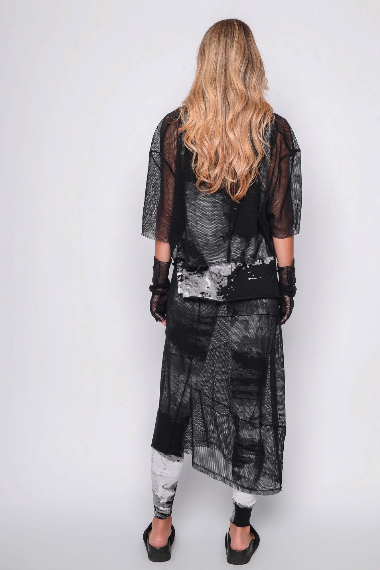 
                  
                    261.02.03 95% CO 5% EA 509 PRINT ON BLACK
                  
                