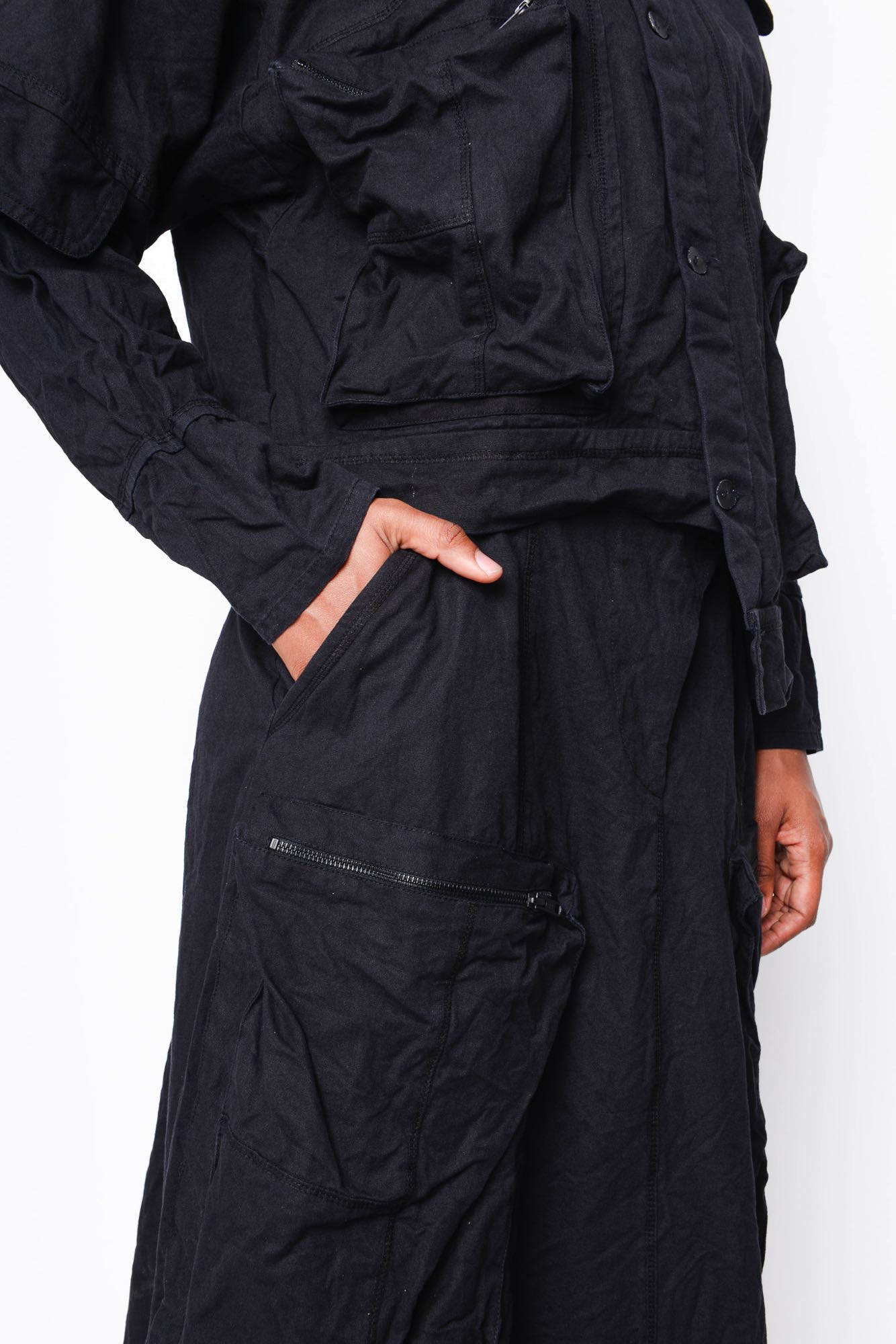 
                  
                    262.11.04 100 BLACK
                  
                