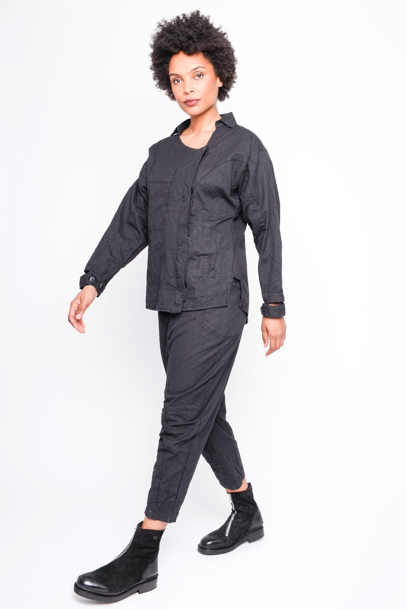 
                  
                    262.11.01 100 BLACK
                  
                