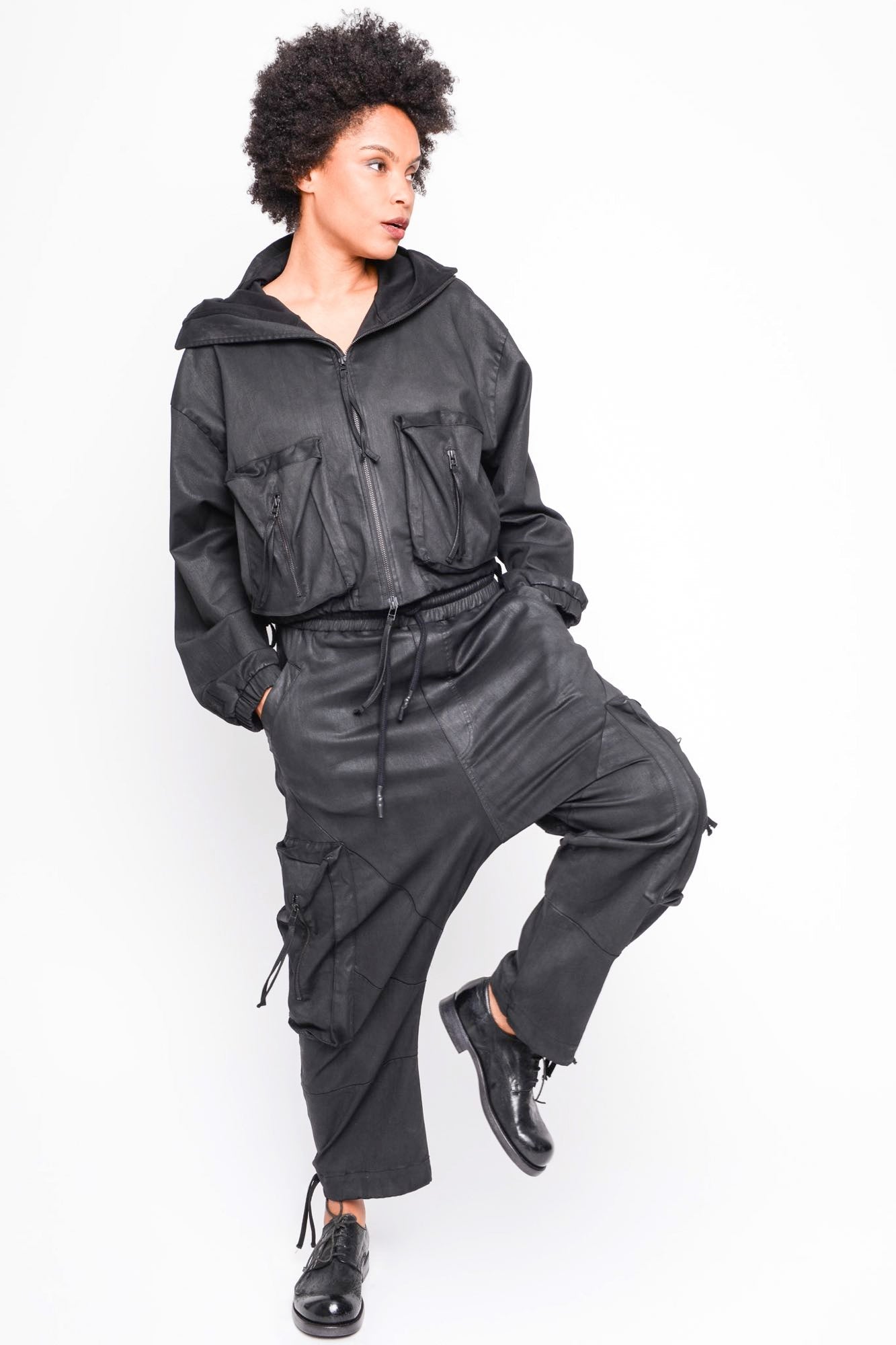 
                  
                    262.04.01 101 COATED BLACK
                  
                