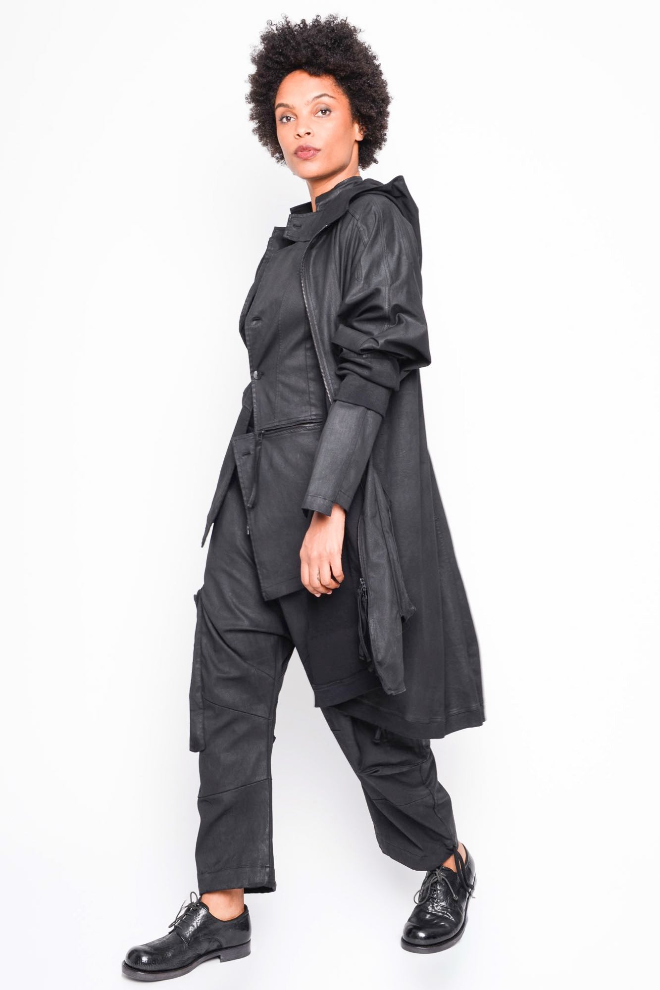 
                  
                    262.04.03 101 COATED BLACK
                  
                