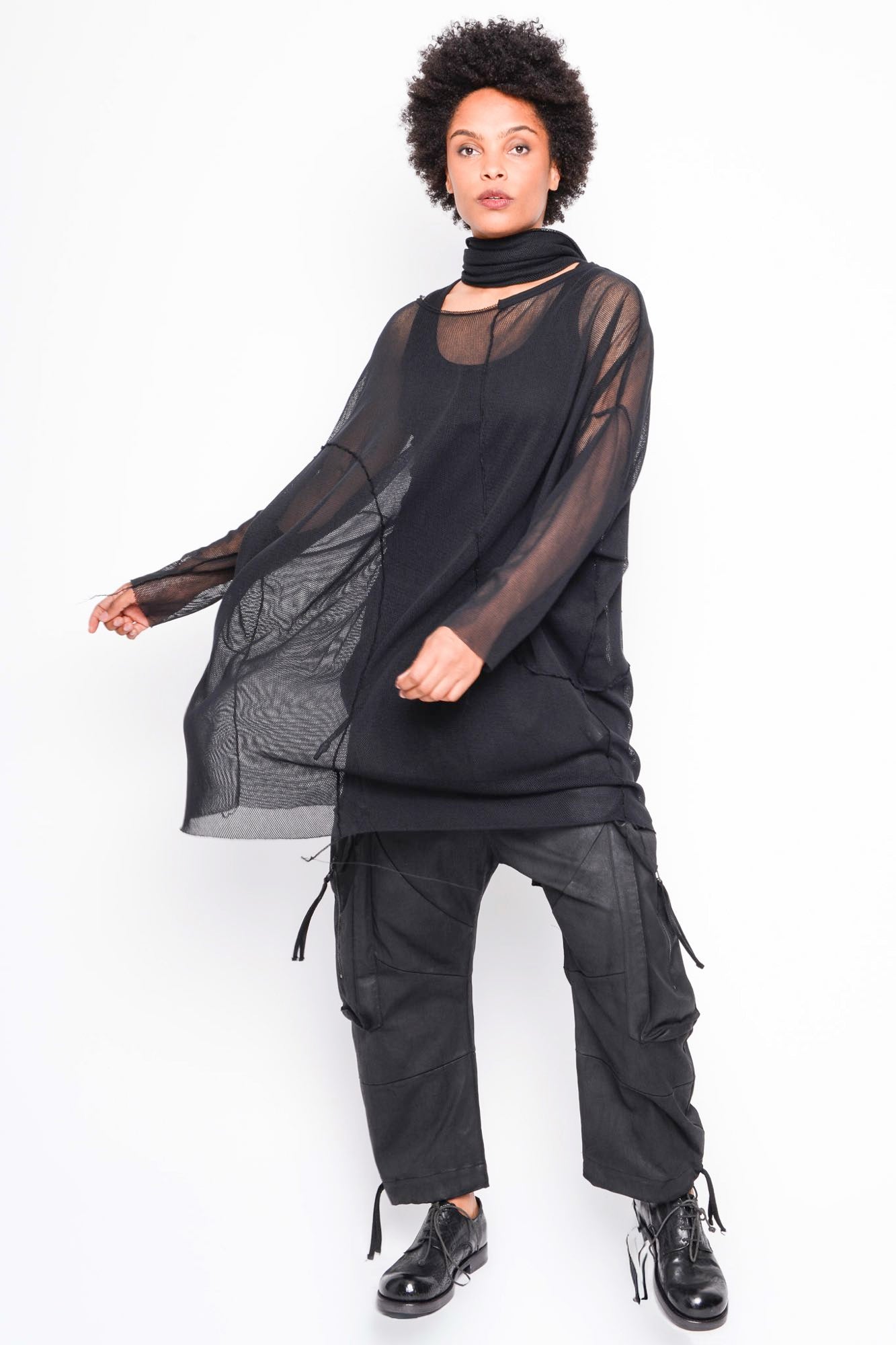 
                  
                    262.10.03 100 BLACK
                  
                