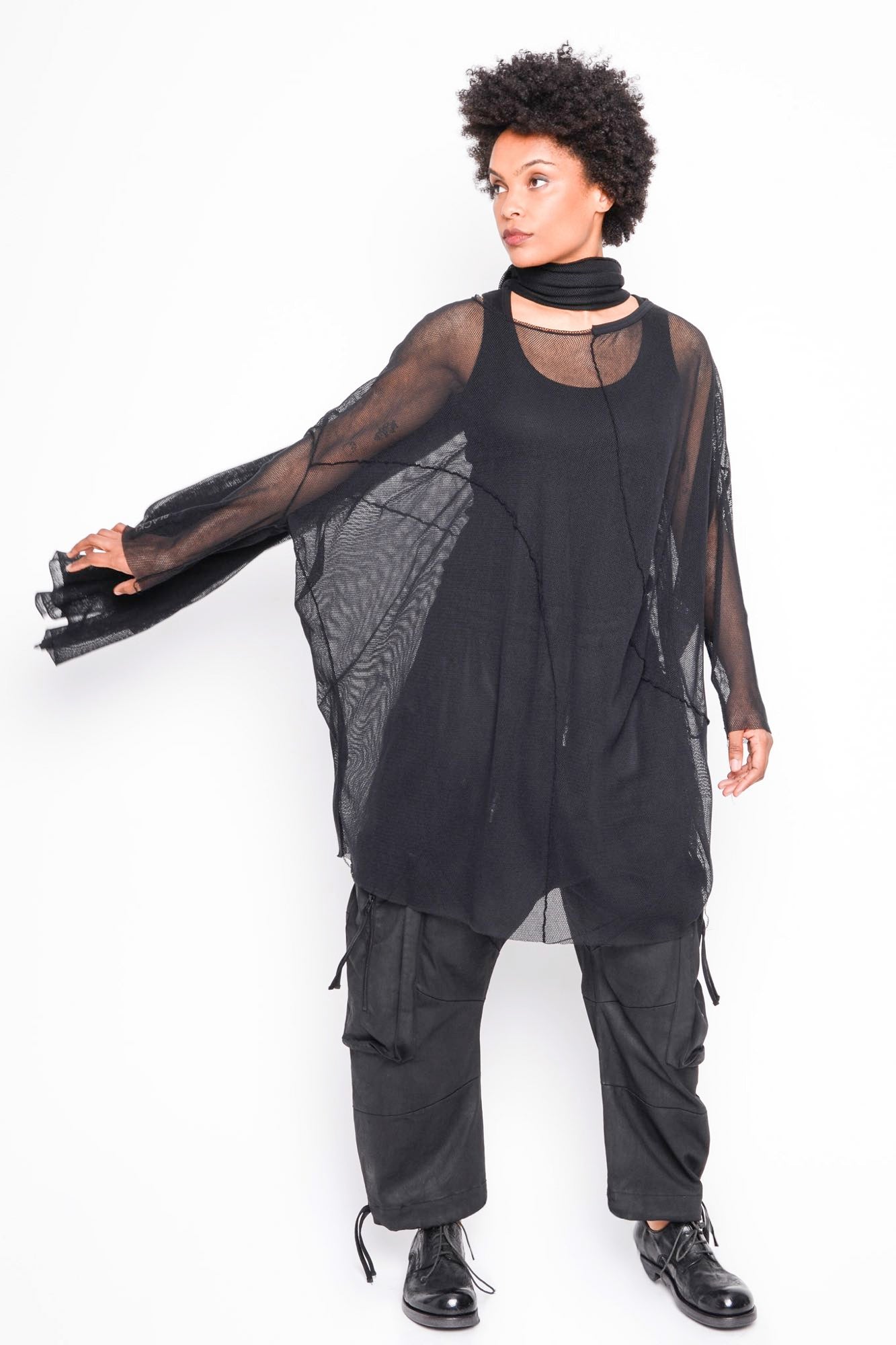 
                  
                    262.10.03 100 BLACK
                  
                
