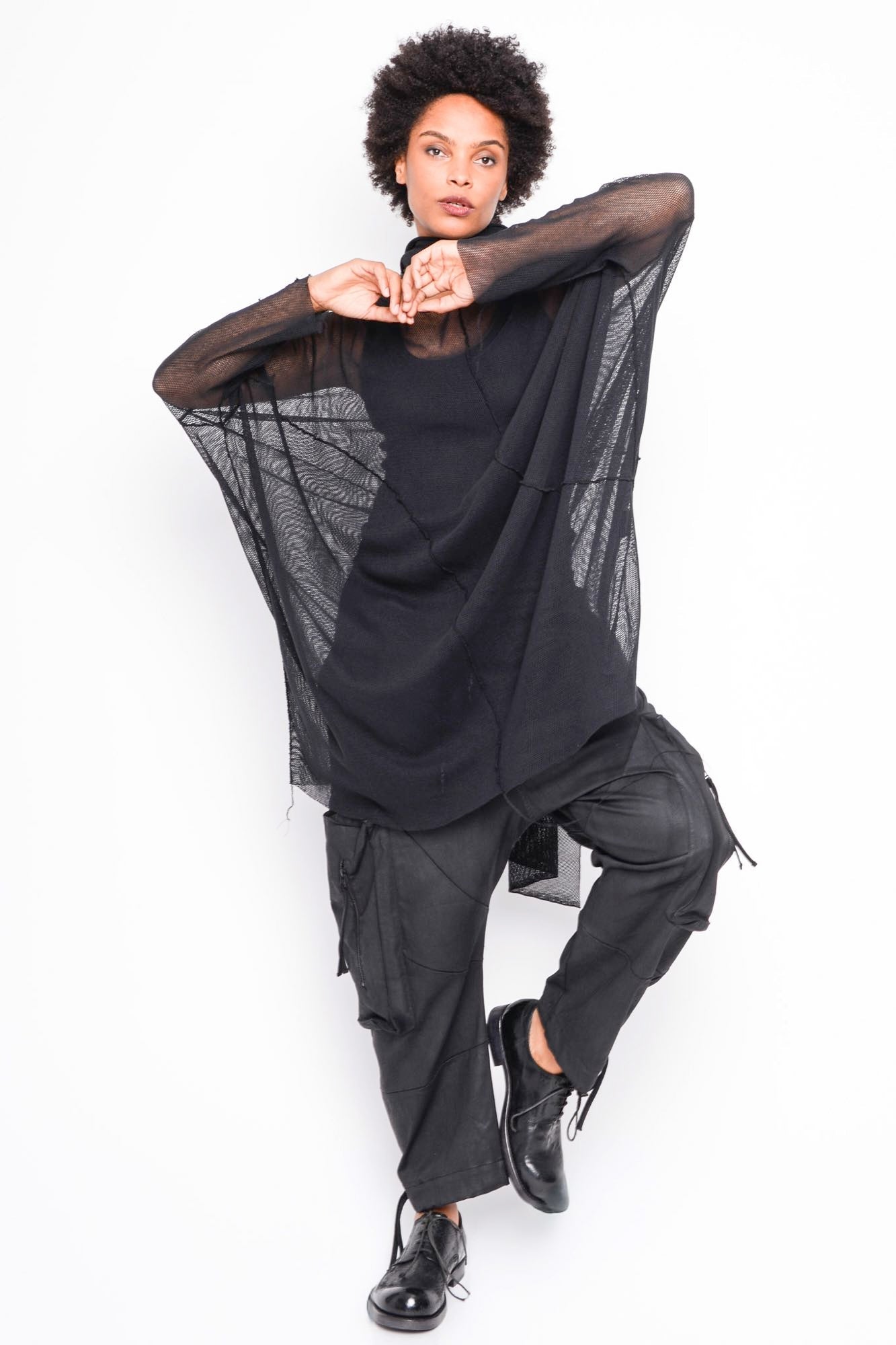 
                  
                    262.10.03 100 BLACK
                  
                