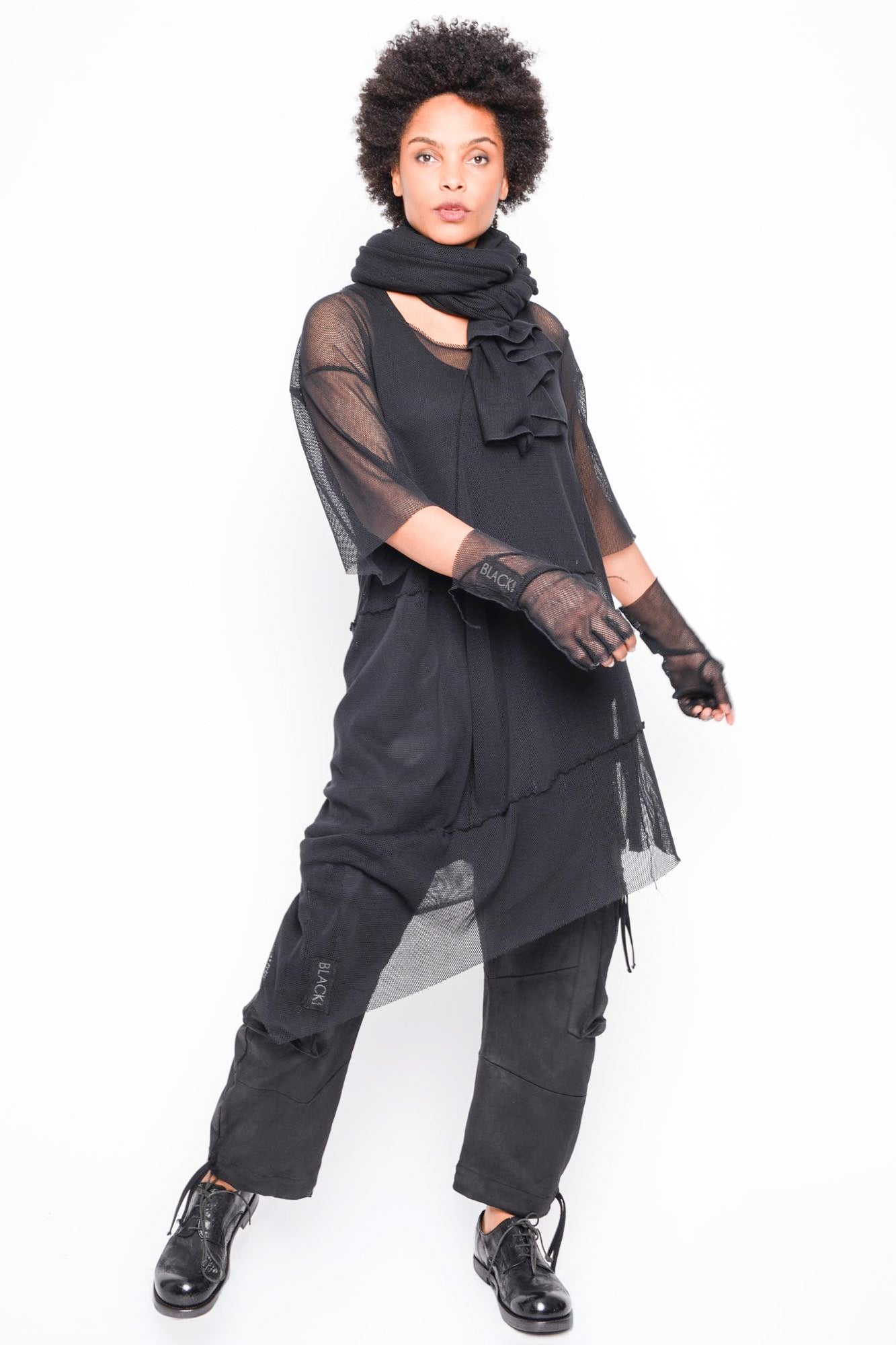
                  
                    262.05.11 100 BLACK
                  
                