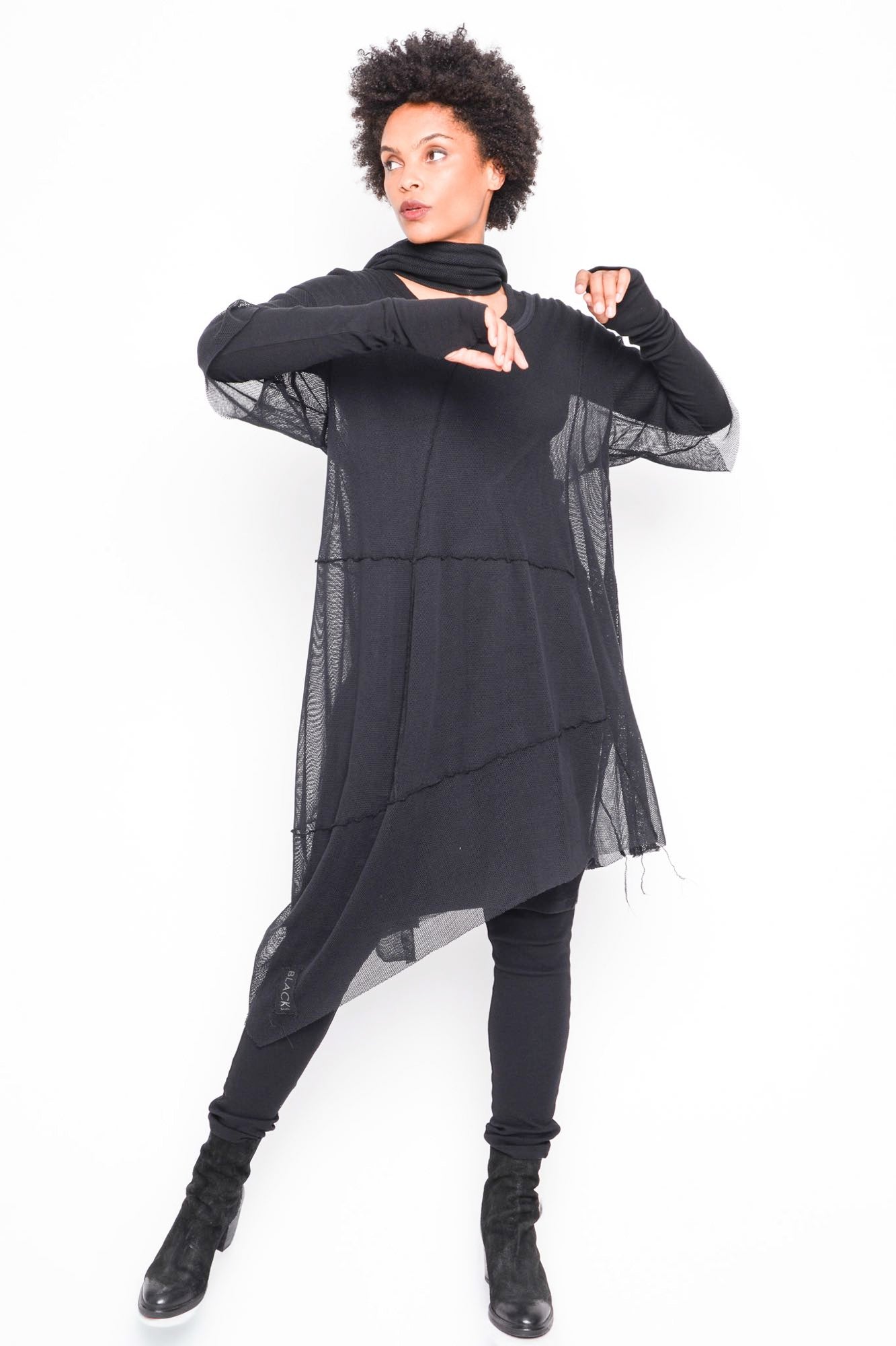
                  
                    262.05.11 100 BLACK
                  
                