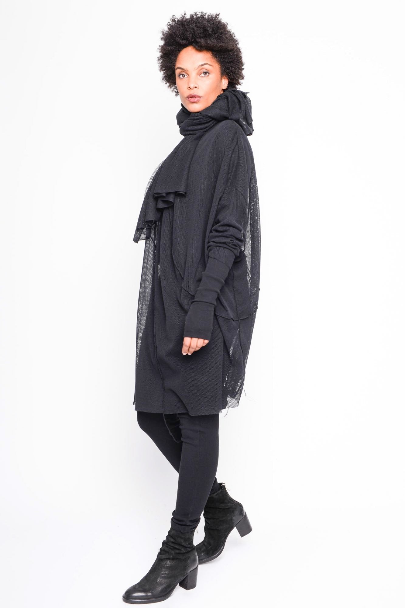 
                  
                    262.05.10 100 BLACK
                  
                