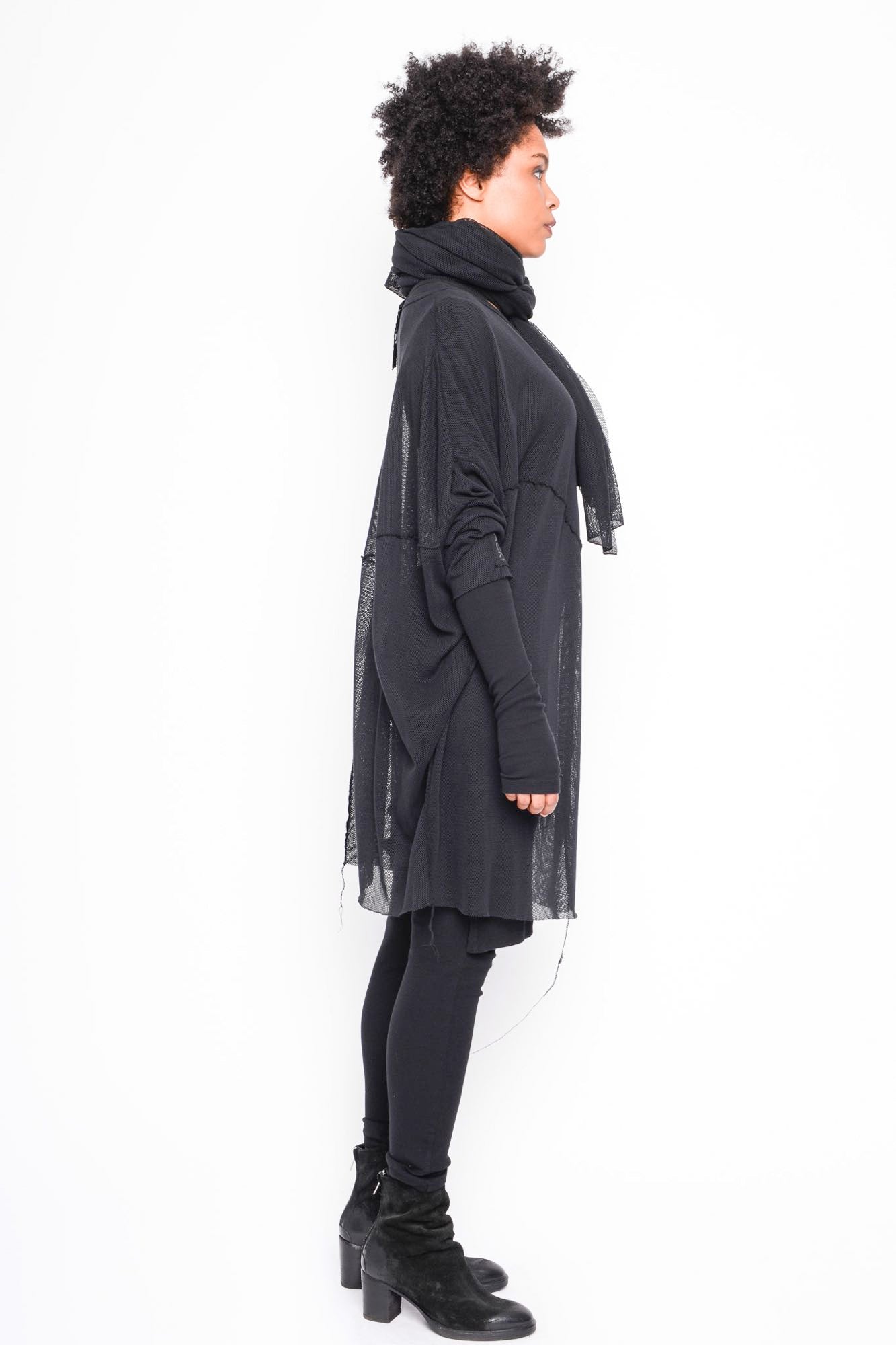 
                  
                    262.05.10 100 BLACK
                  
                