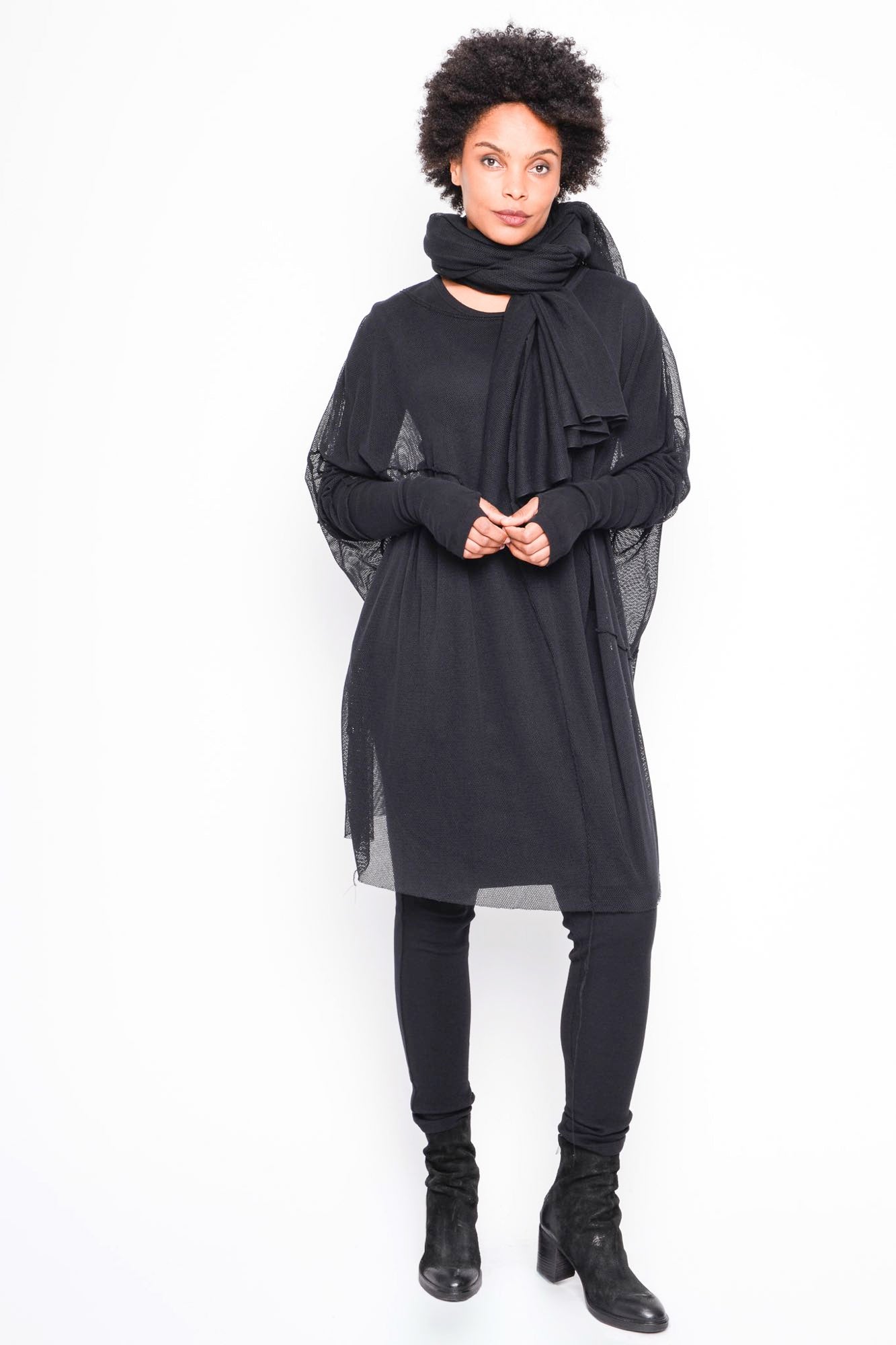
                  
                    262.05.10 100 BLACK
                  
                
