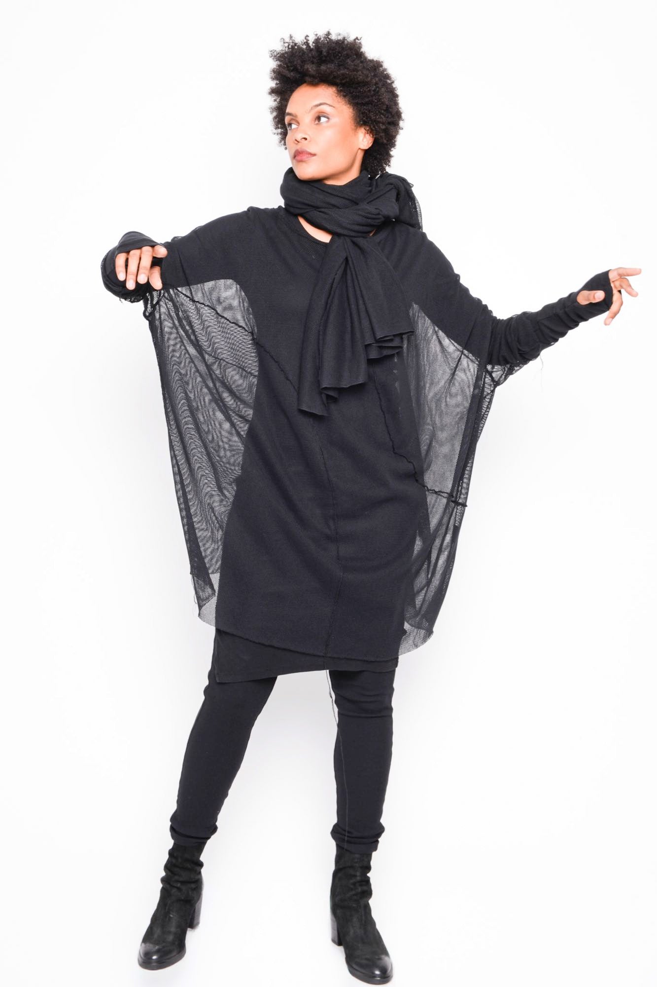
                  
                    262.05.10 100 BLACK
                  
                