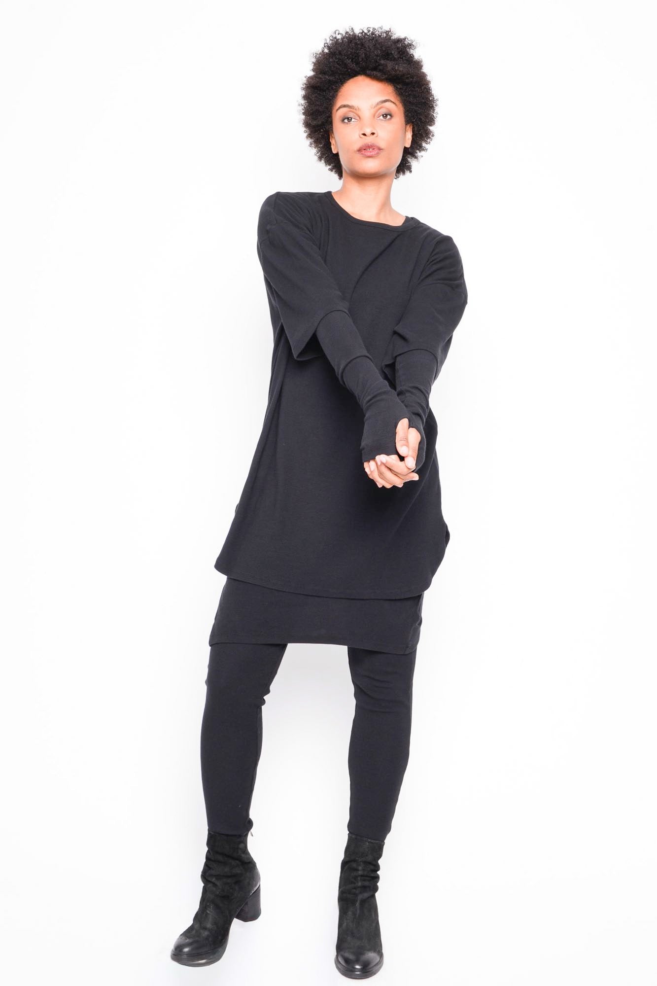 
                  
                    262.10.05 100 BLACK
                  
                