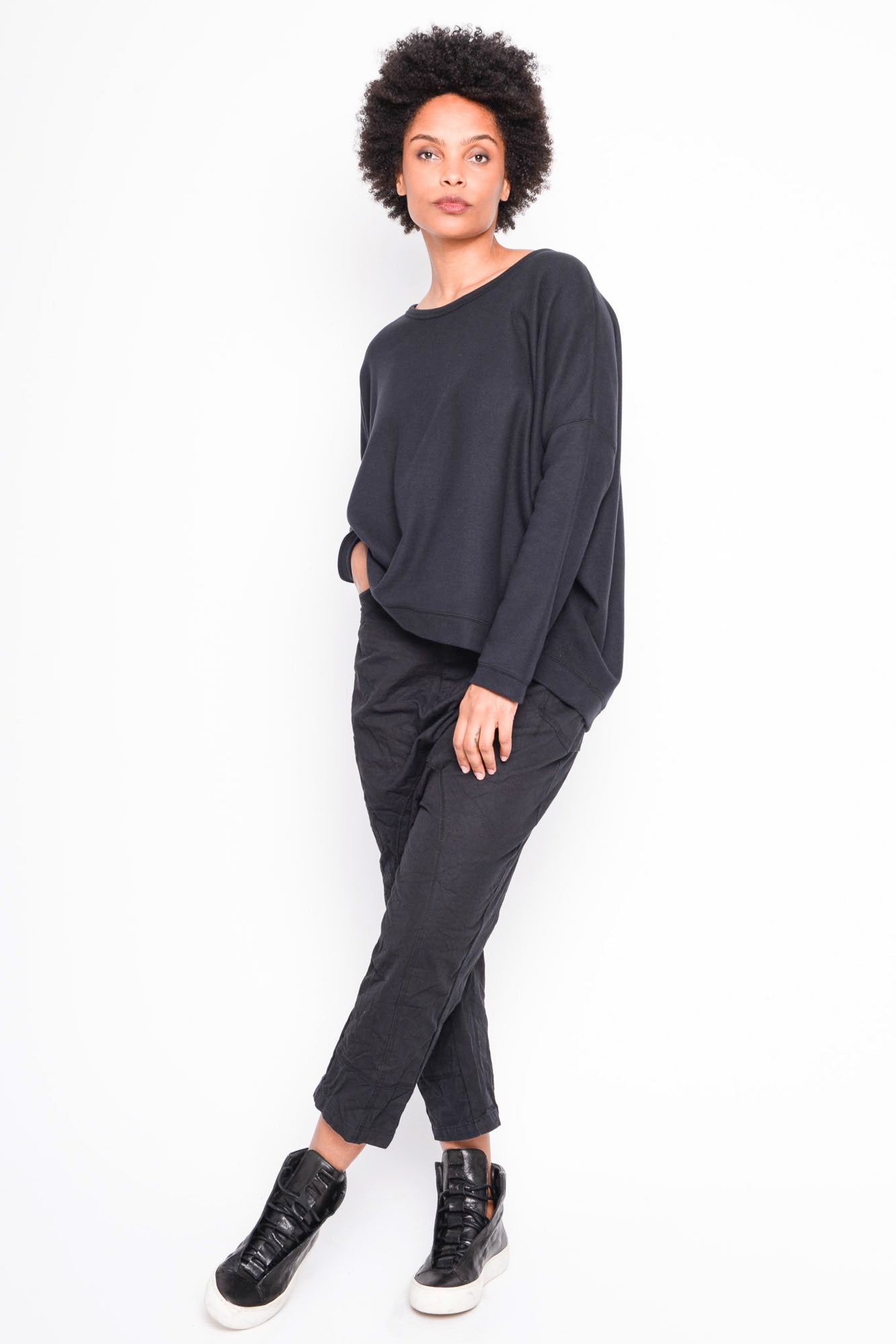 
                  
                    262.09.03 100 BLACK
                  
                