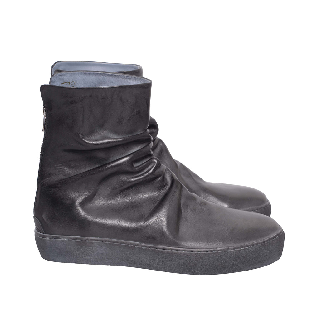 
                  
                    FINN SOFT BLACK - BLACK BUFFED SOLE TLC2076-301 100% LEATHER 100 BLACK
                  
                