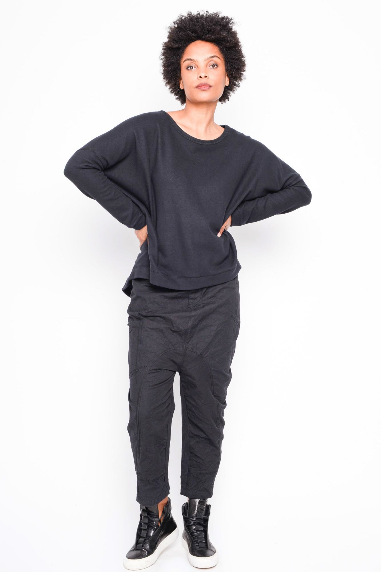 
                  
                    262.09.03 100 BLACK
                  
                