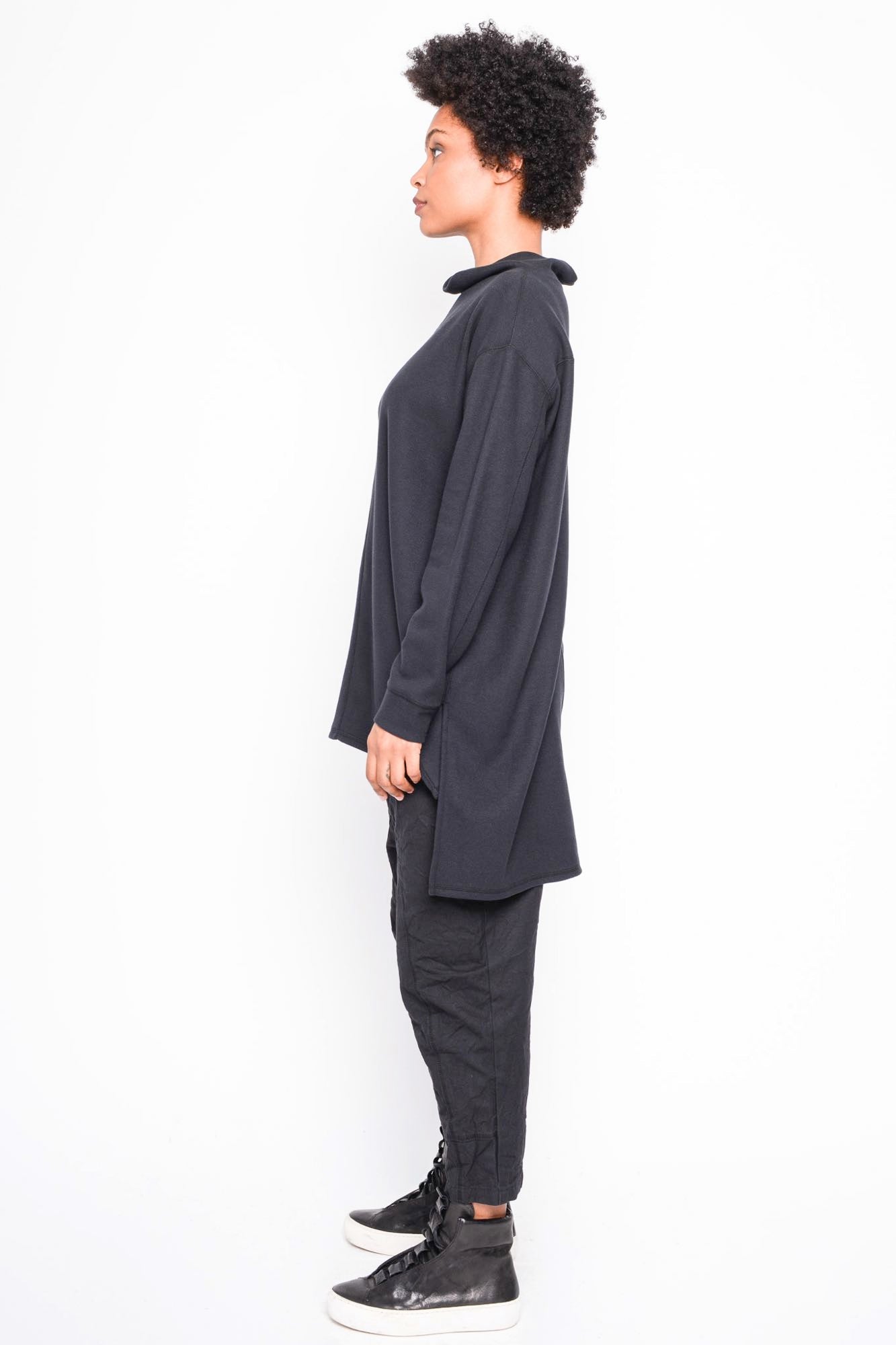 
                  
                    262.09.01 100 BLACK
                  
                