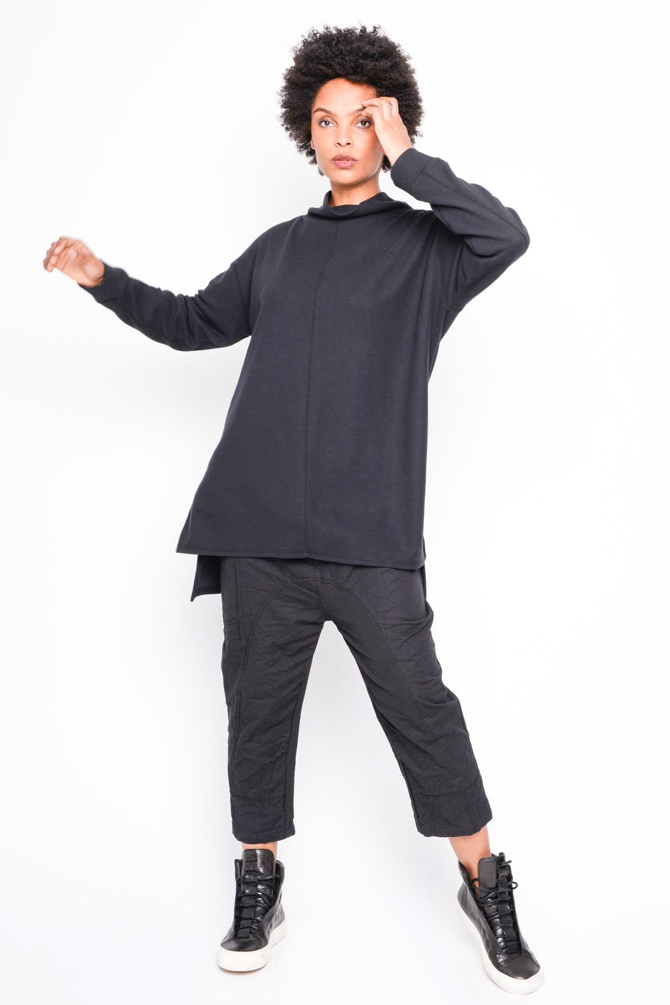 
                  
                    262.09.01 100 BLACK
                  
                
