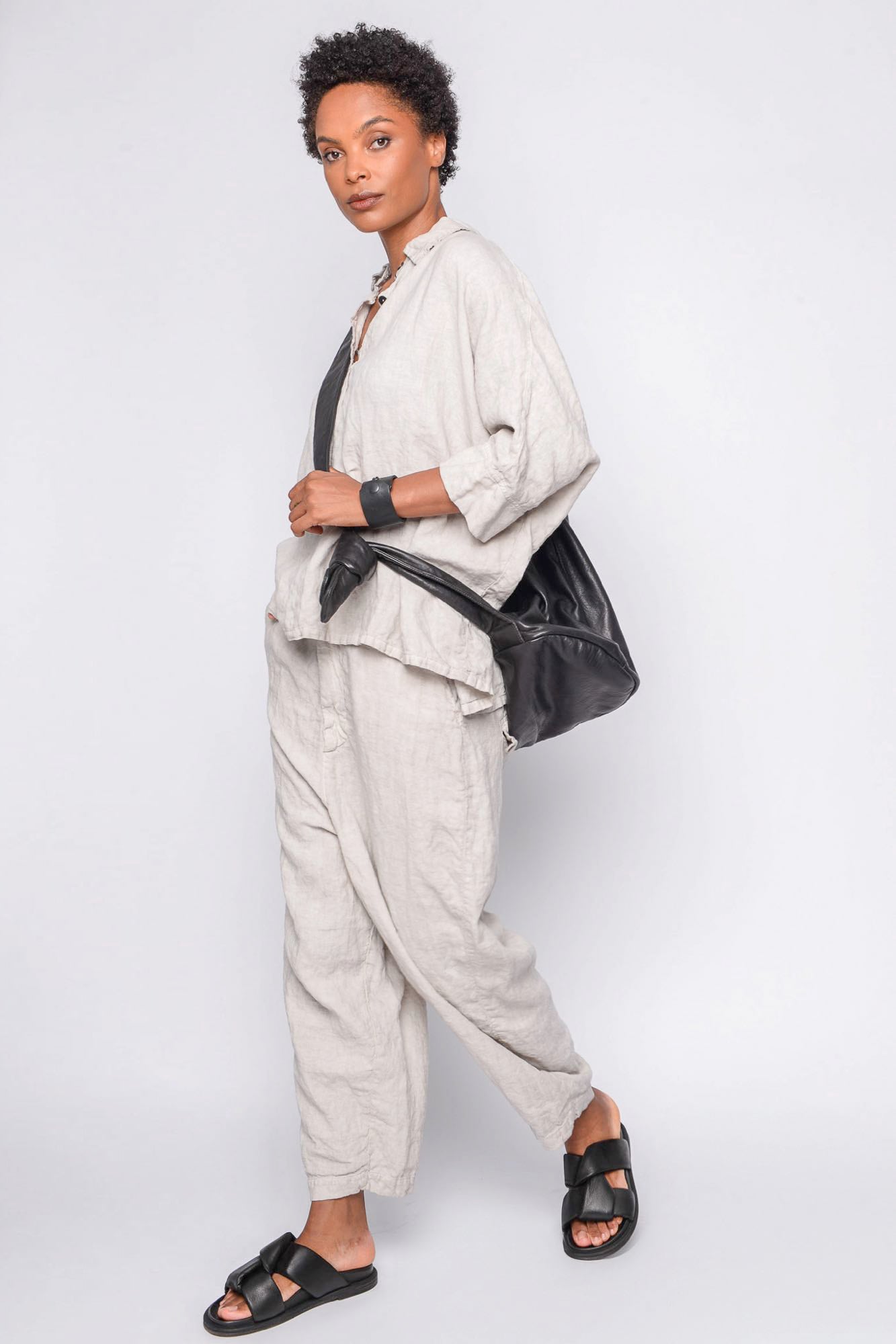 
                  
                    261.04.04 100% LINEN 401 RV NATURAL
                  
                