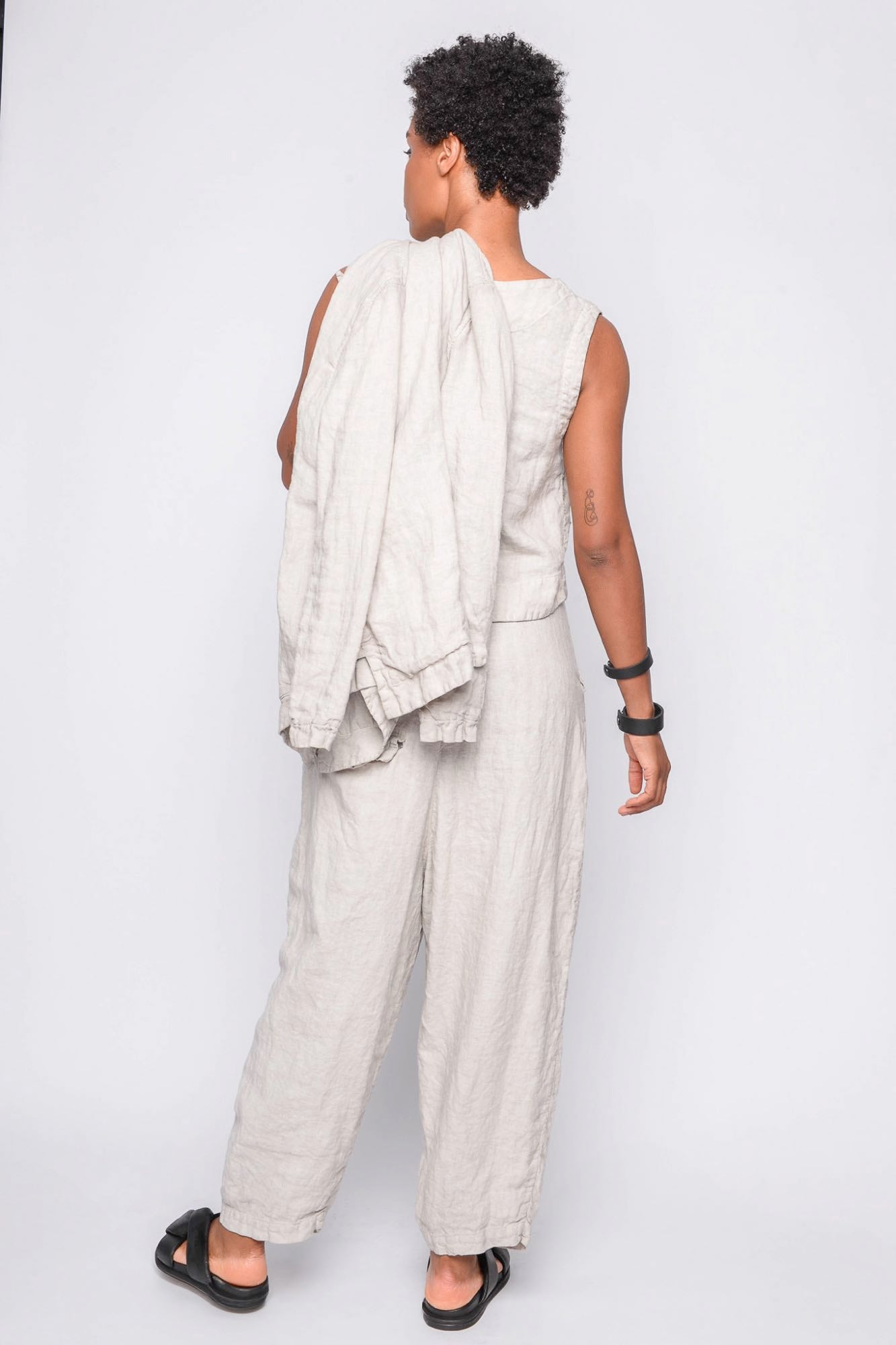 
                  
                    261.04.12 100% LINEN 401 RV NATURAL
                  
                