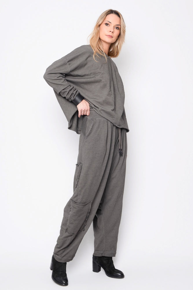 
                  
                    252.04.02 100% CO DARK WASH CHARCOAL
                  
                