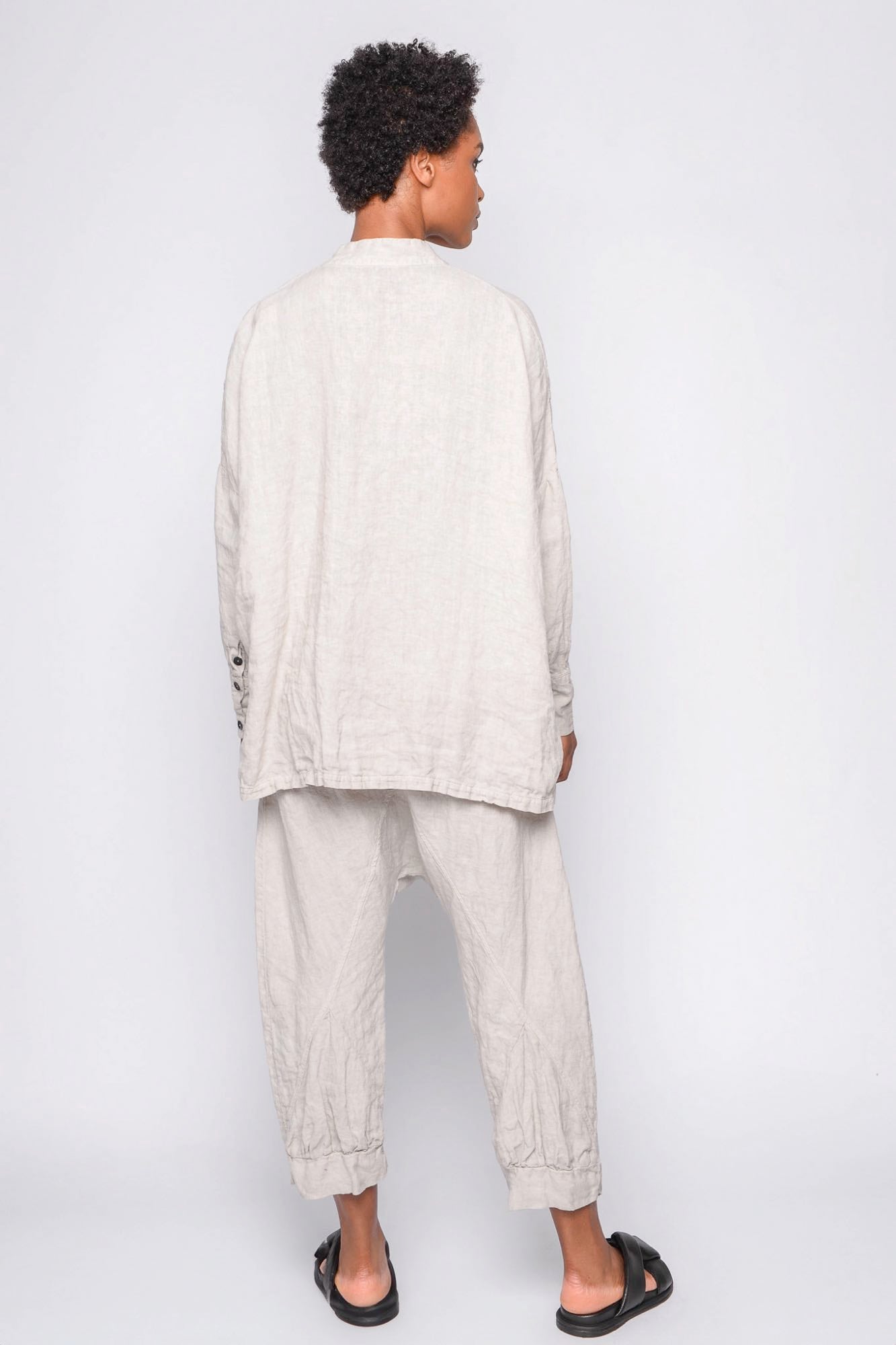 
                  
                    261.04.09 100% LINEN 401 RV NATURAL
                  
                