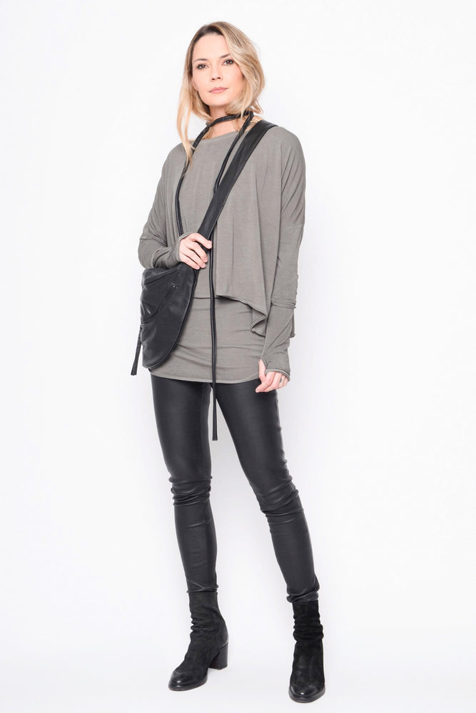 
                  
                    B40.252.40.08 100%LEATH/95%NY5%EA 100 BLACK
                  
                